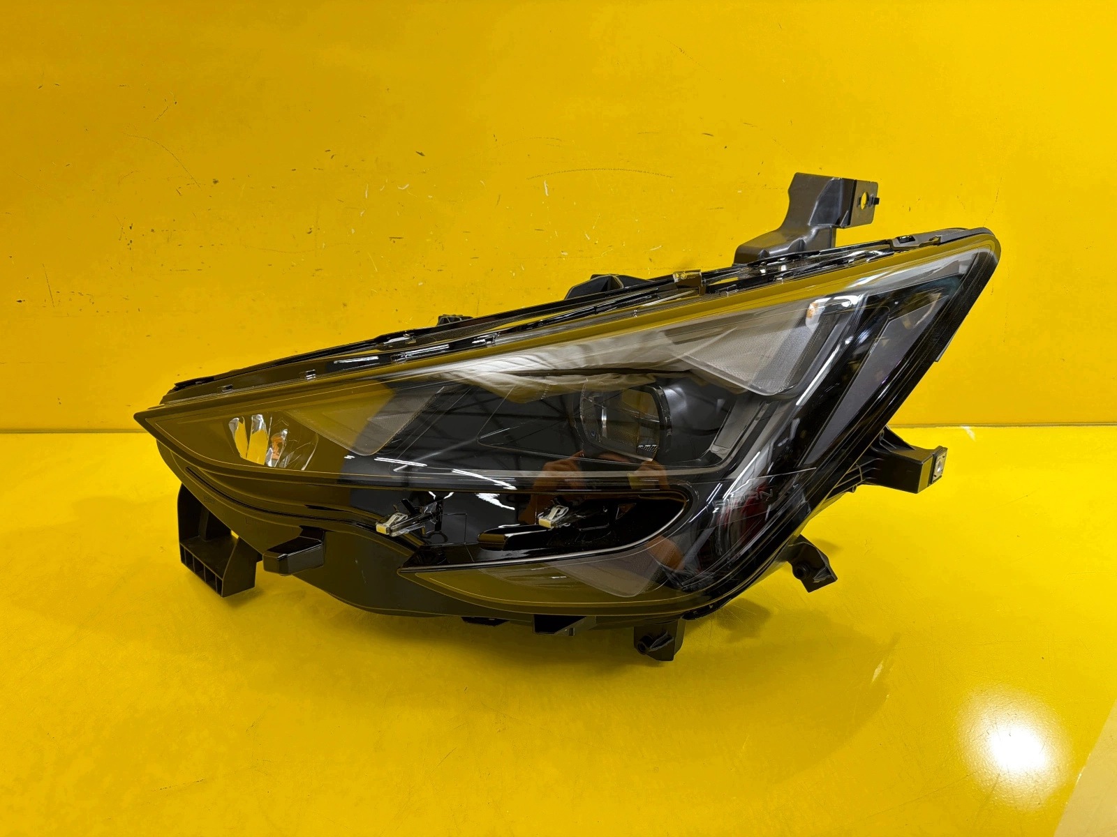light left Cupra Born Lift 2026- Full led 10F941005D