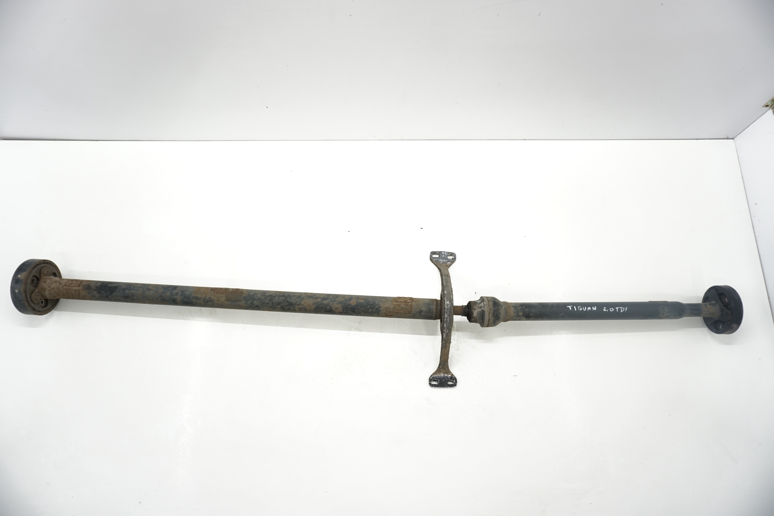 VW TIGUAN 5N ПРИВОДНОЙ ВАЛ 2.0 TDI 5N0521101E