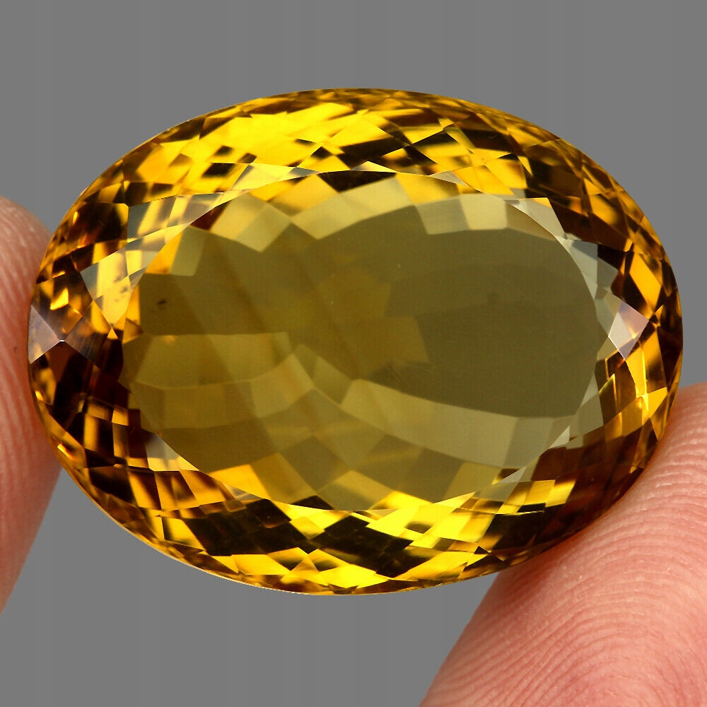 Citron přírodní kámen 56.54ct Vvs Aaa obrovský