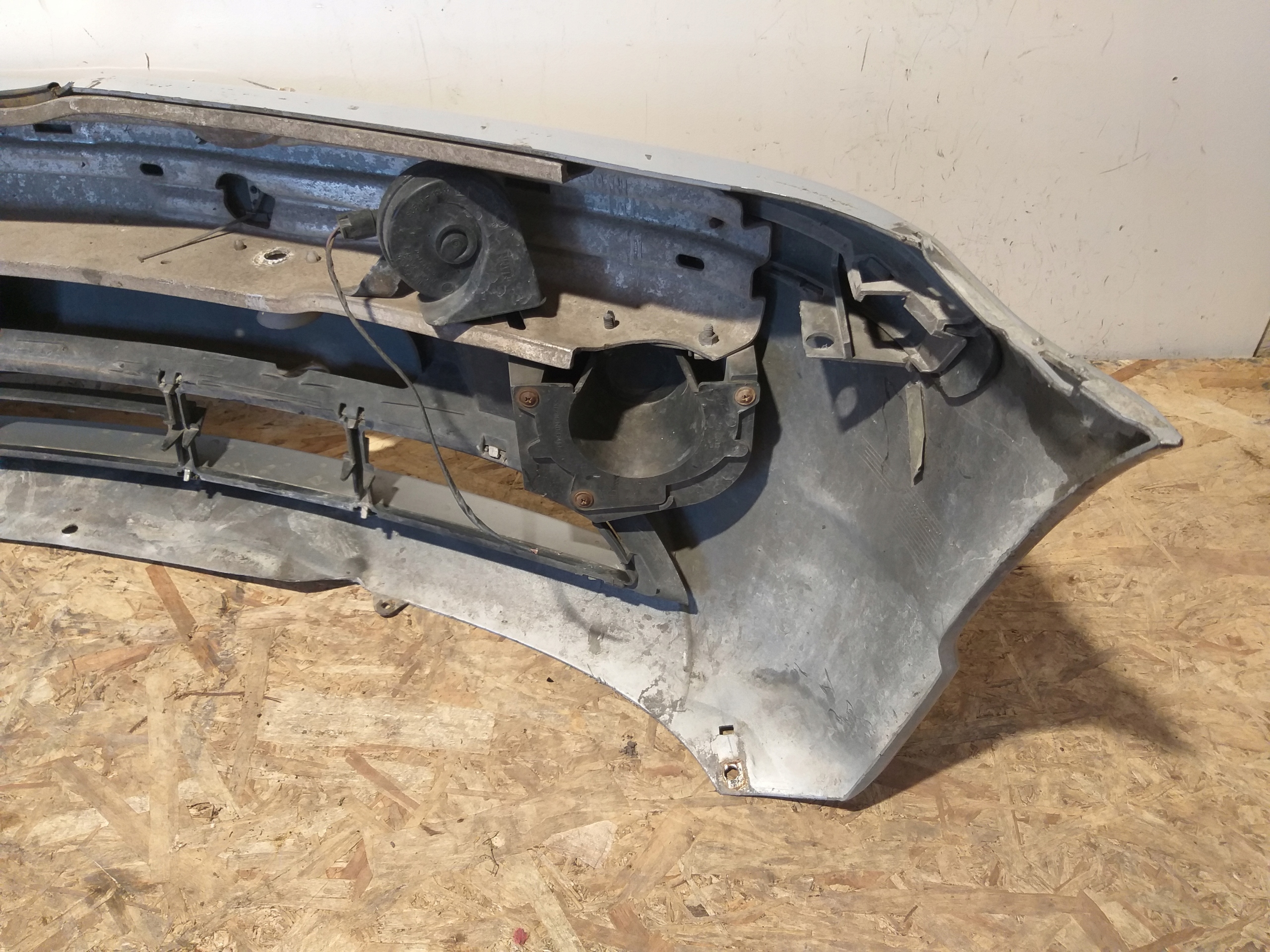 bumper front BMW 3 E46 Lift