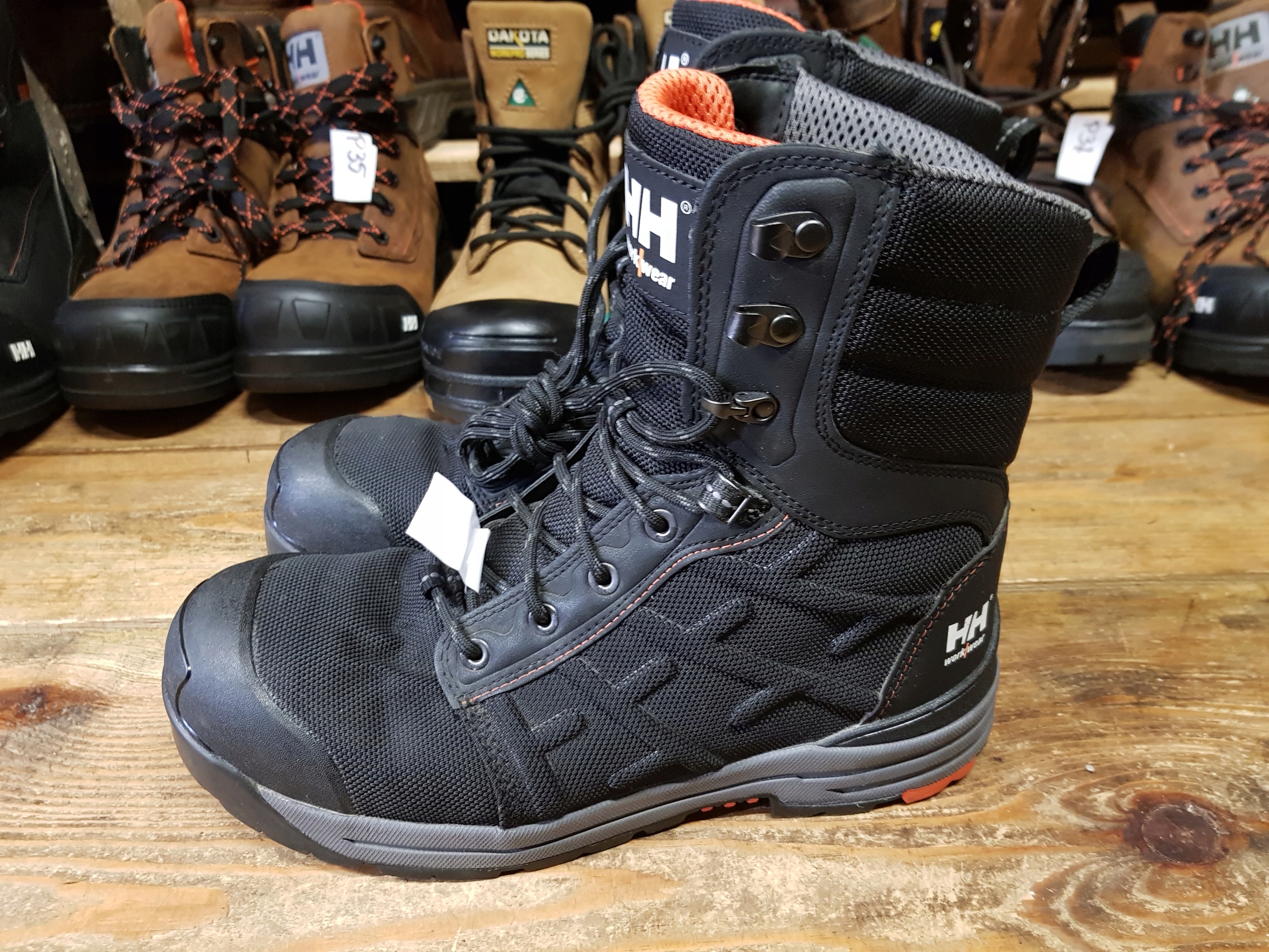 Рабочая обувь HELLY HANSEN rozm 44 wkl 29,5 cm S3