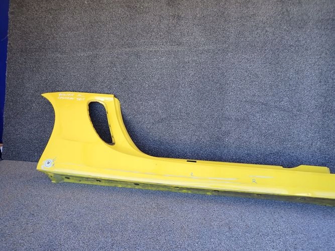 PORSCHE BOXTER CAYMANN 981 moulding threshold right