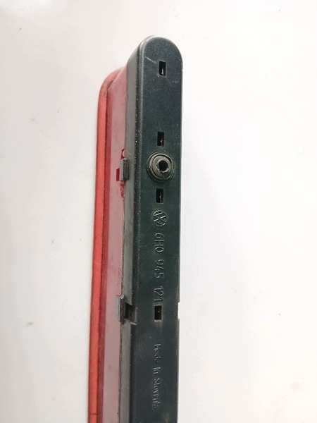terzo SWIALO STOP VW LUPO 6H0945121
