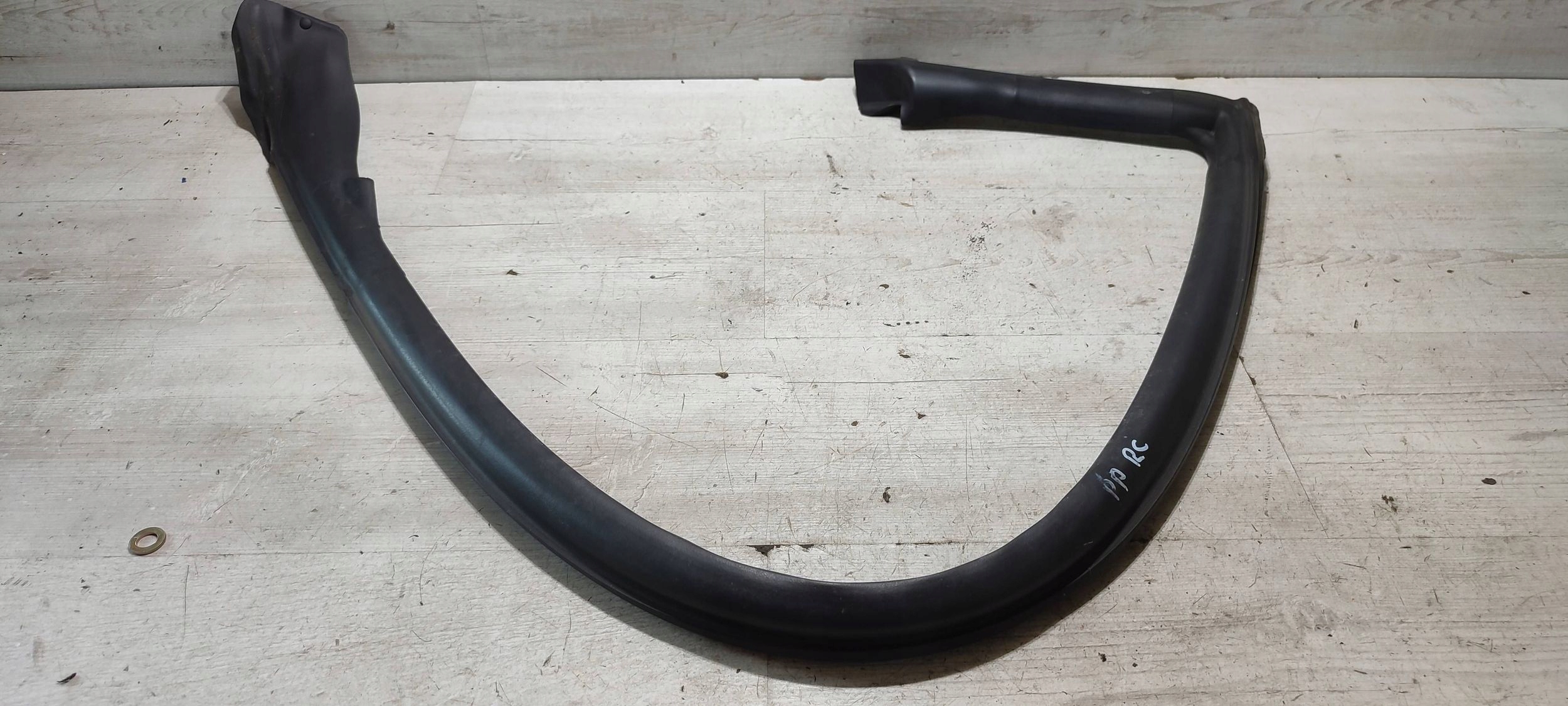 Lexus RC 2019 rubber gasket door right front