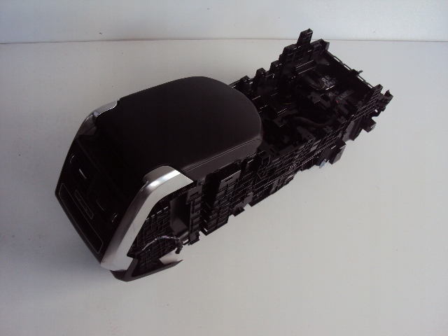 Підлокітник холодильник RANGE Rover SPORT L494 3.0 D