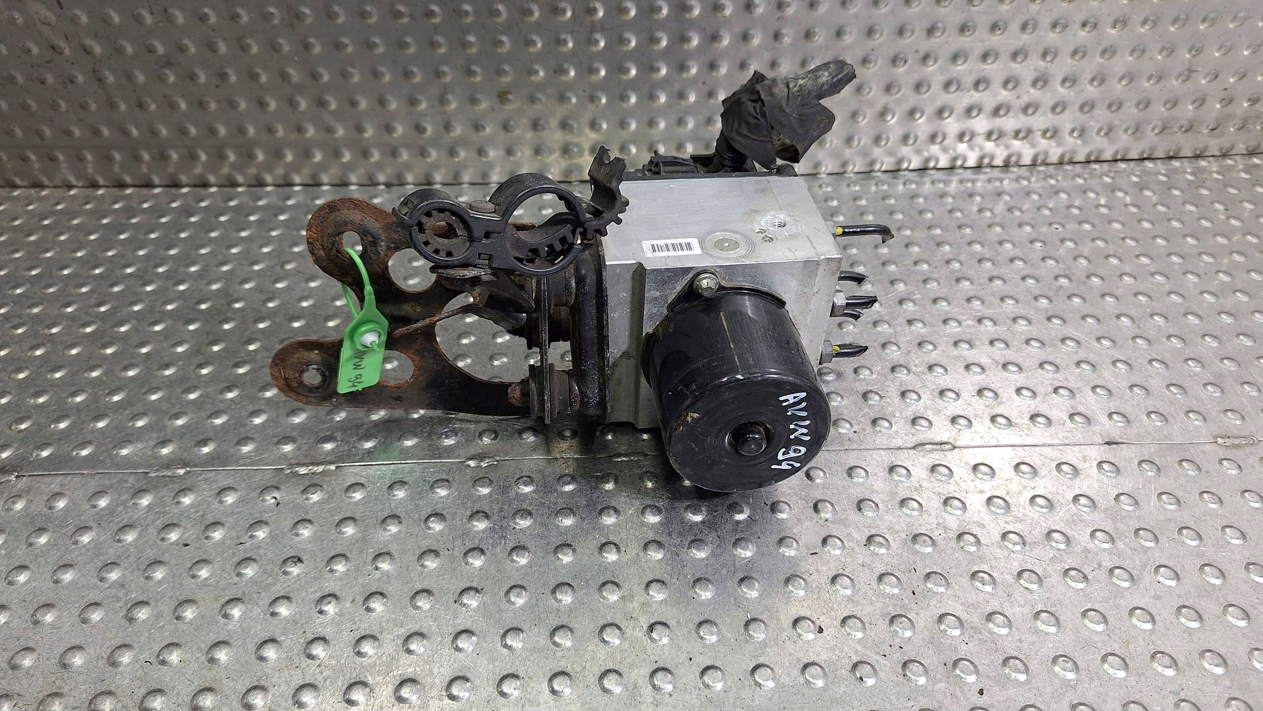 pump control unit ABS 3C0614109D VW PASSAT B6