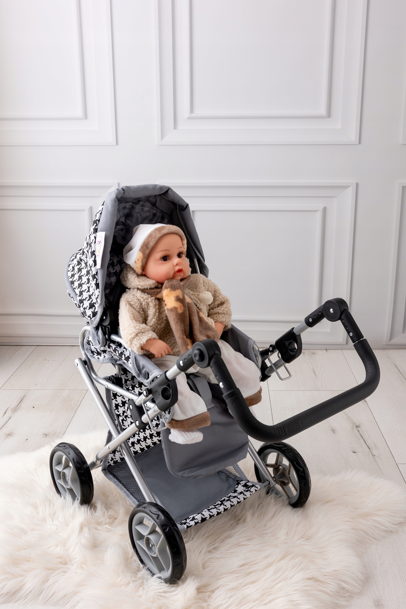 INTERAKTYWNA LALKA BOBAS MÓWI I ŚPIEWA PO POLSKU duża 45cm + smoczek Doris Marka Doris