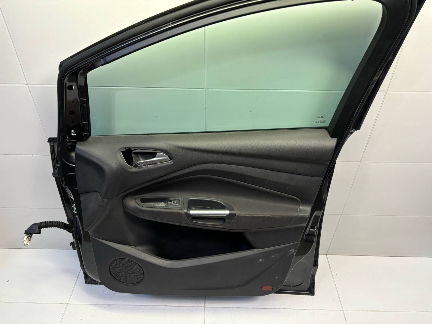 dveře předek pravá strana Ford C-Max 2 2015