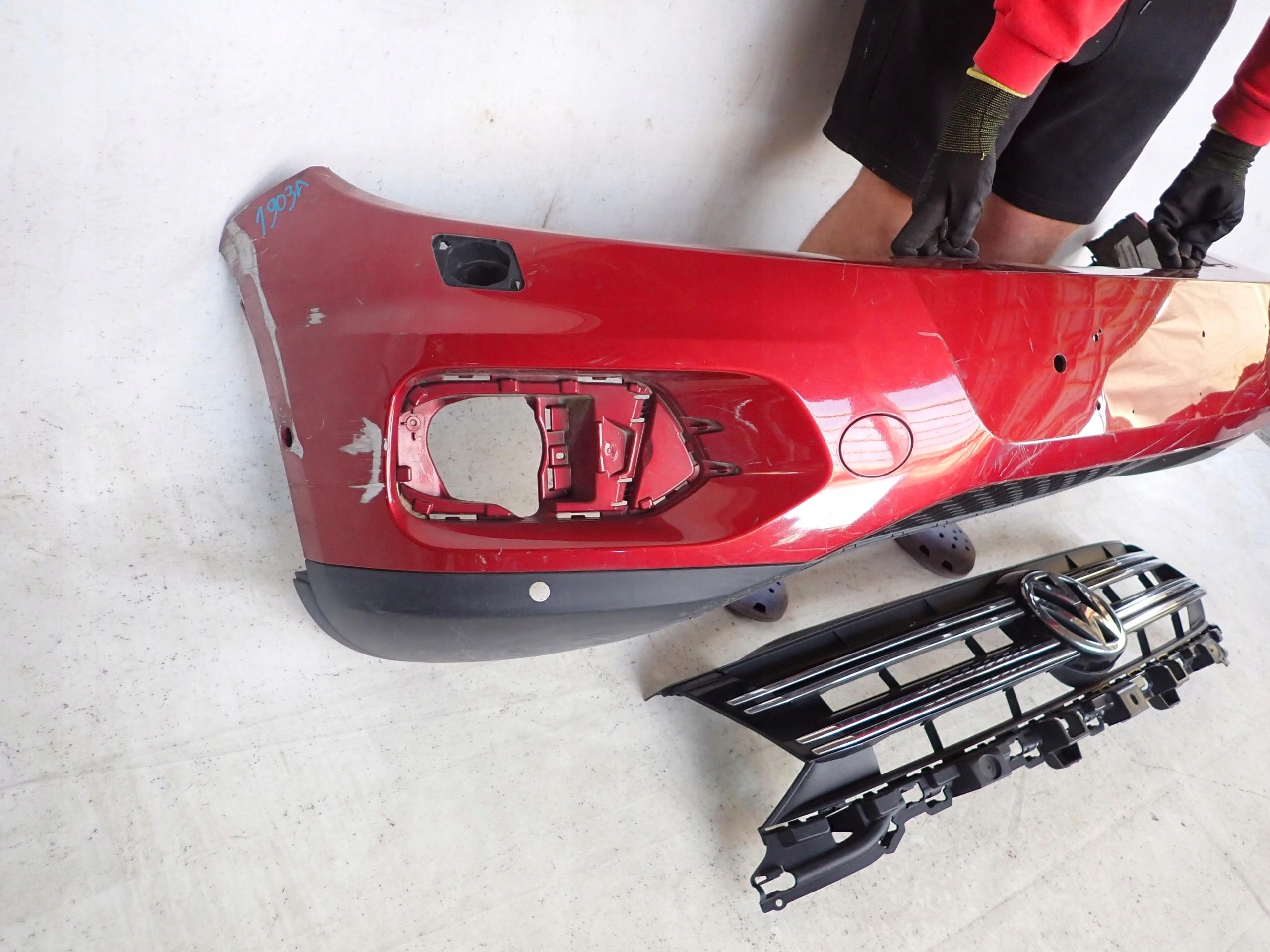 VW TIGUAN and 1 CROSS LIFT 11-16 bumper front front washer PDC