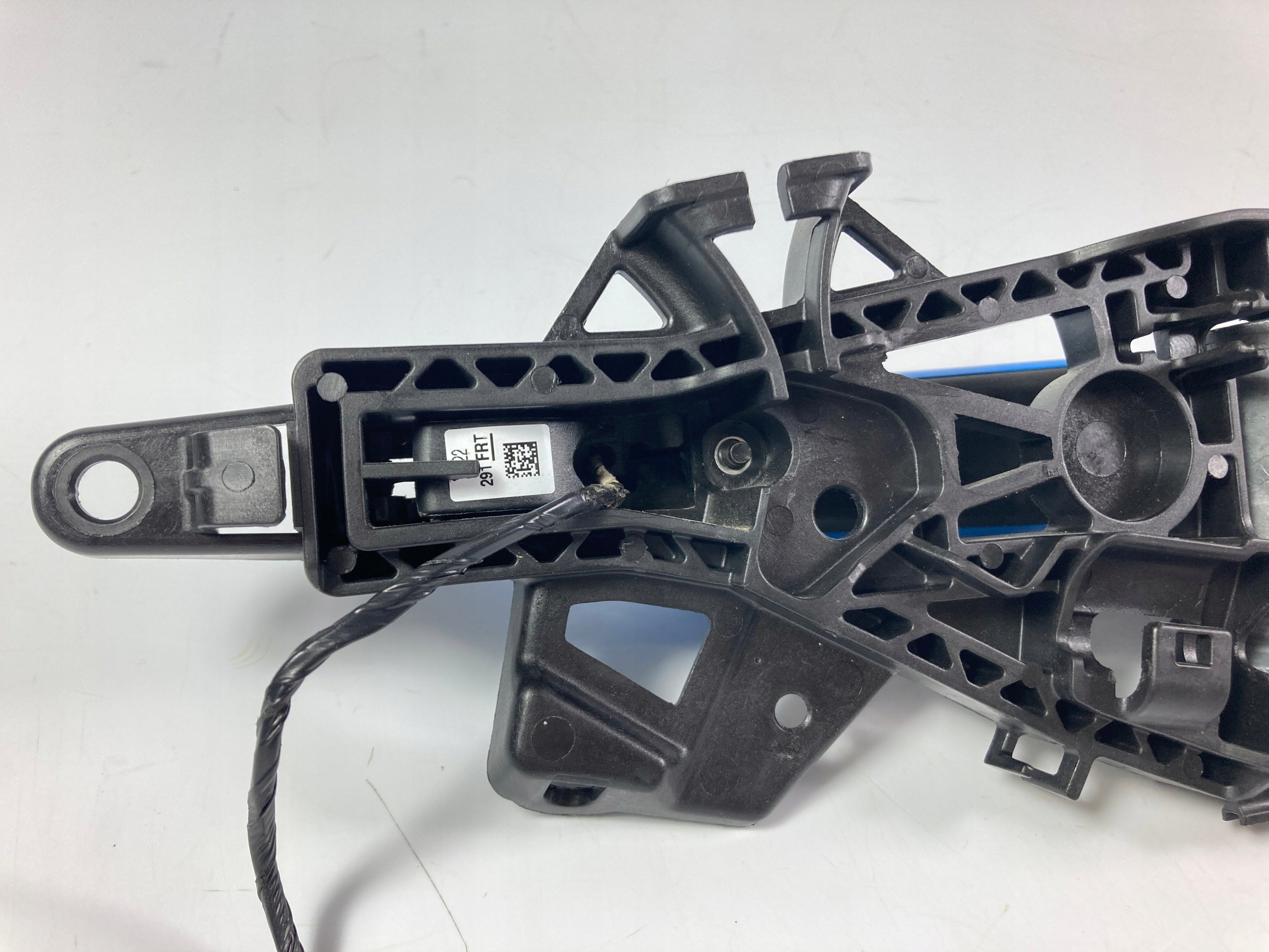 Chevrolet Camaro handle exterior right 4 pin Keyless 2016-24