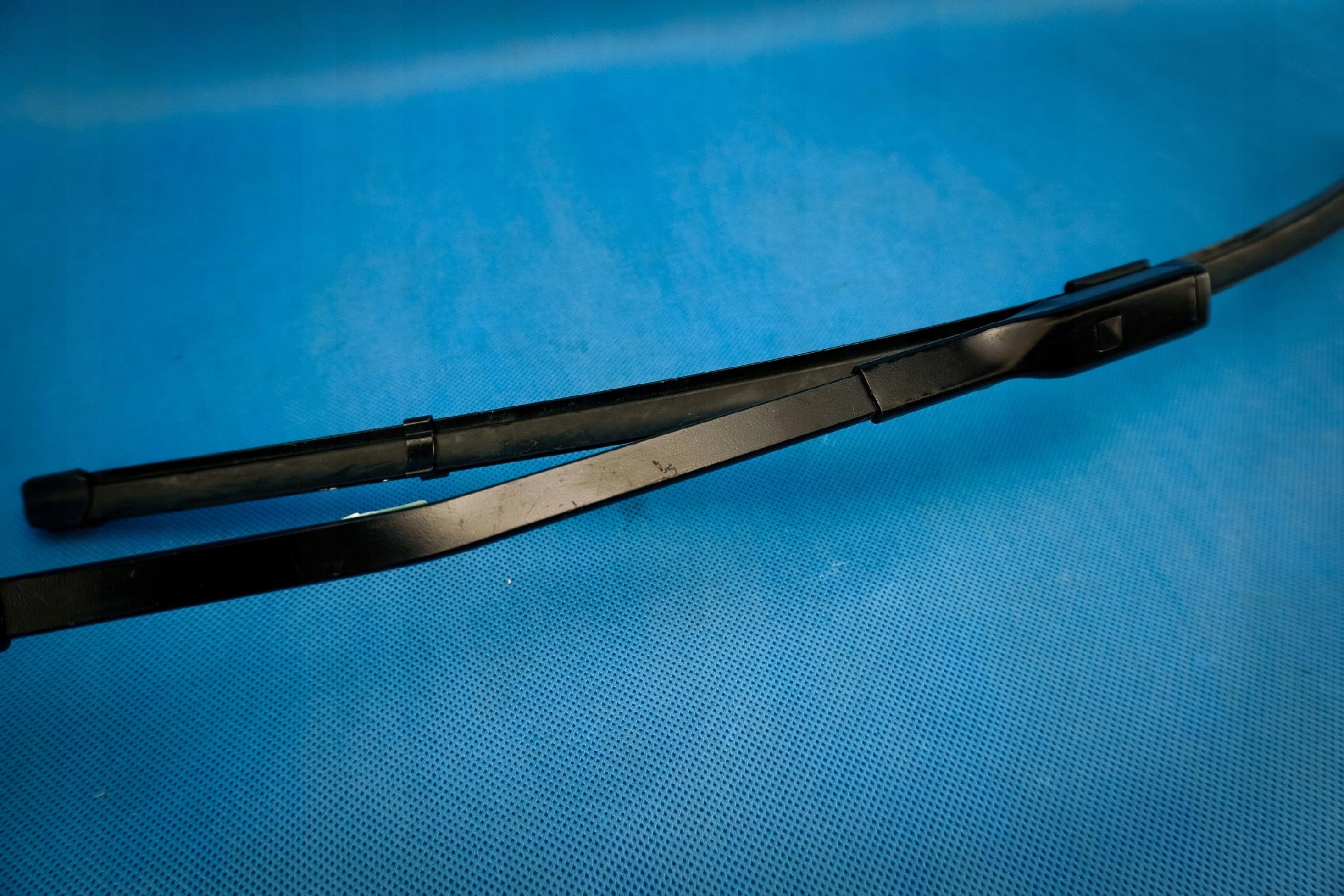 wiper arm pioro Audi A8 4N 4N1955407D