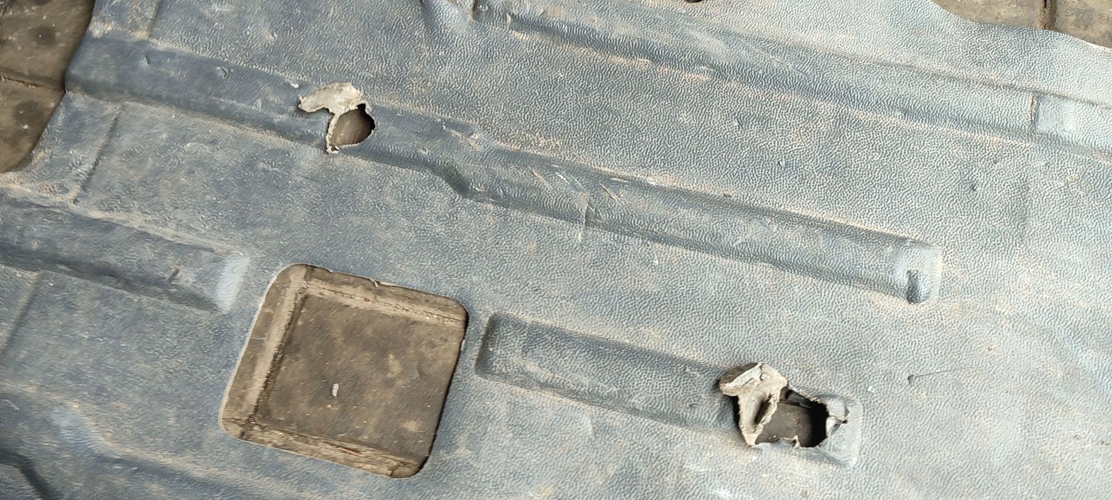 mats floor rear part rear Ford Transit Connect MK1 1,8 TDCI
