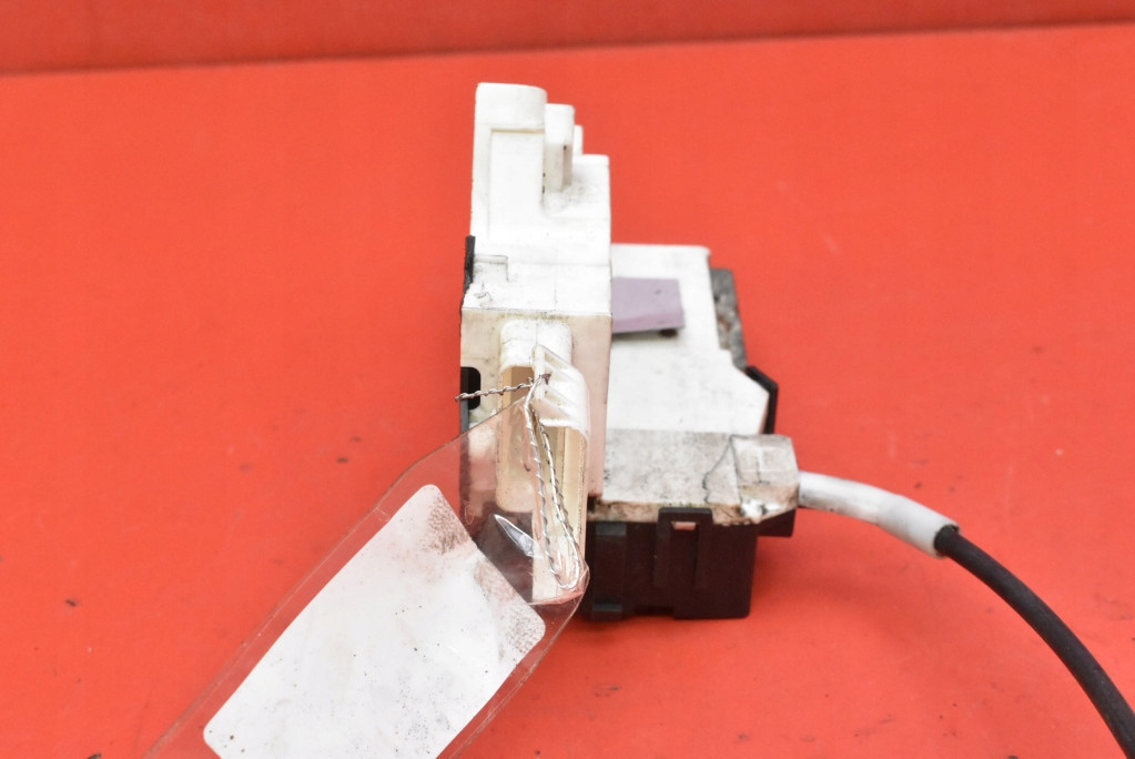 lock door left front front EU PEUGEOT 407 1 and sedan 04-10