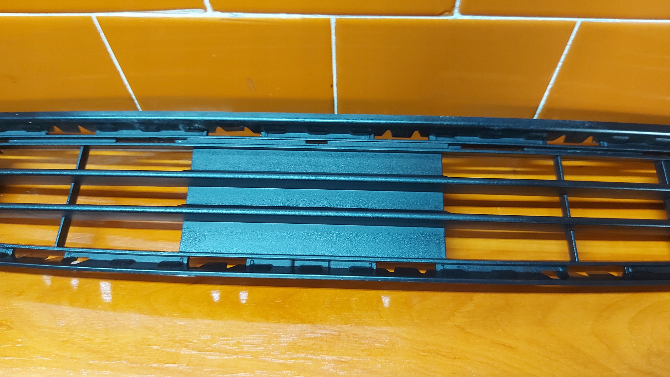 grid of a bumper central front front BMW X4 F26