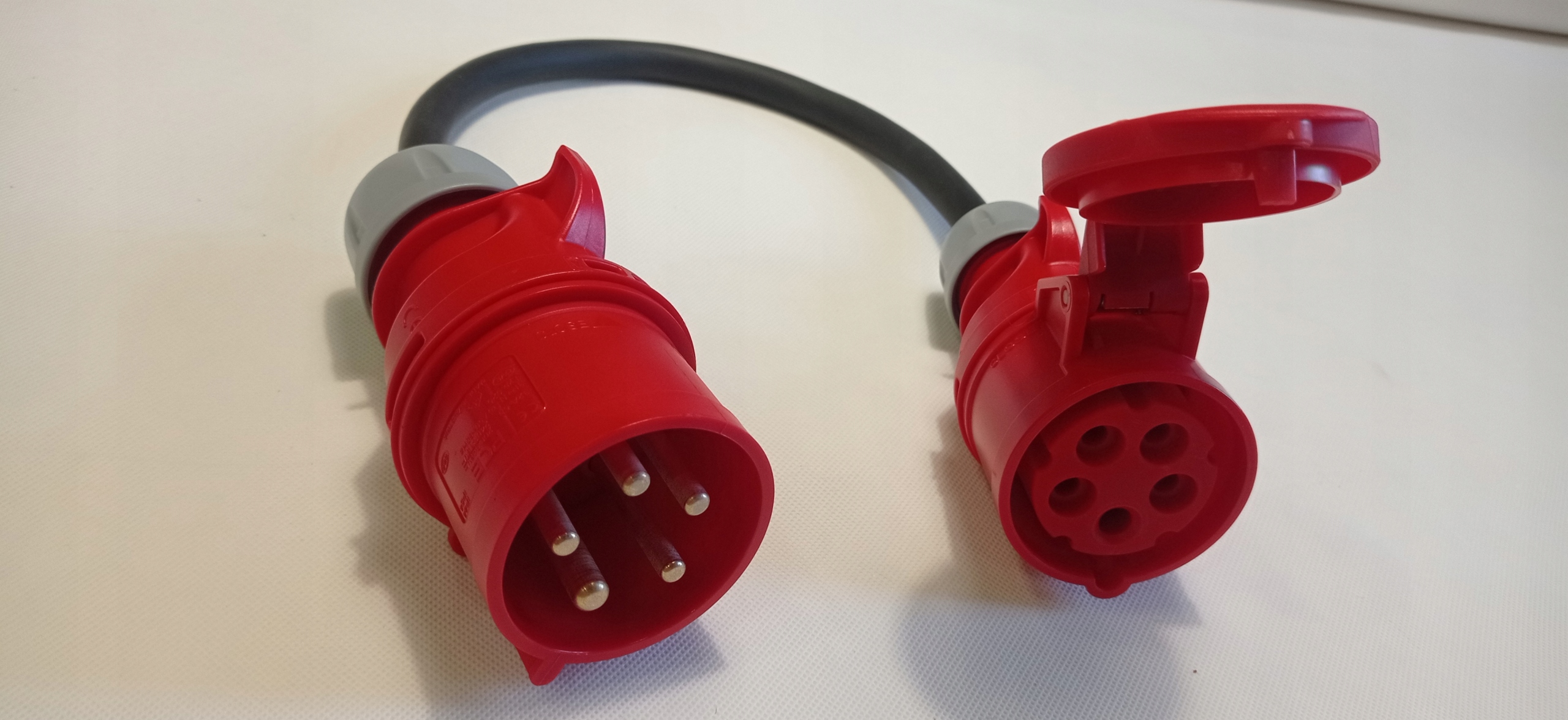 

Adapter/redukcja 32A/5 na 16A/5
