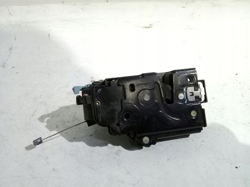 Seat Toledo III 3 lock left front 9 PIN