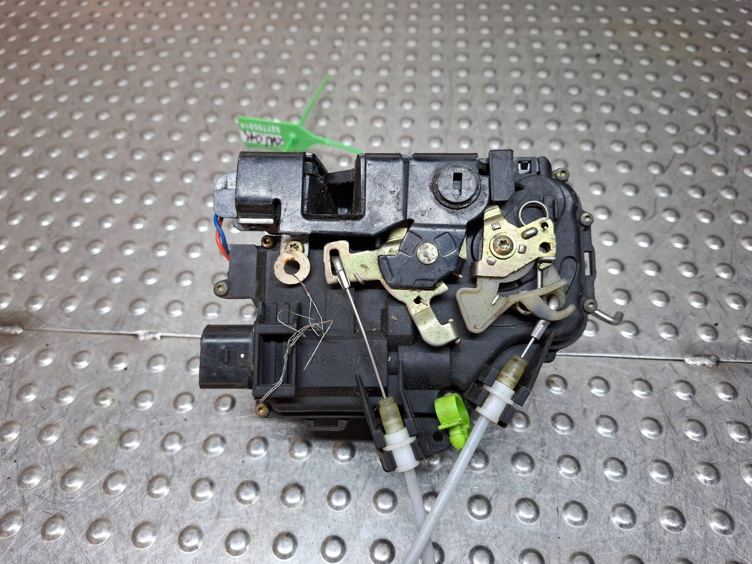 lock door left rear part 7 PIN 4B0839015G AUDI A6 C5
