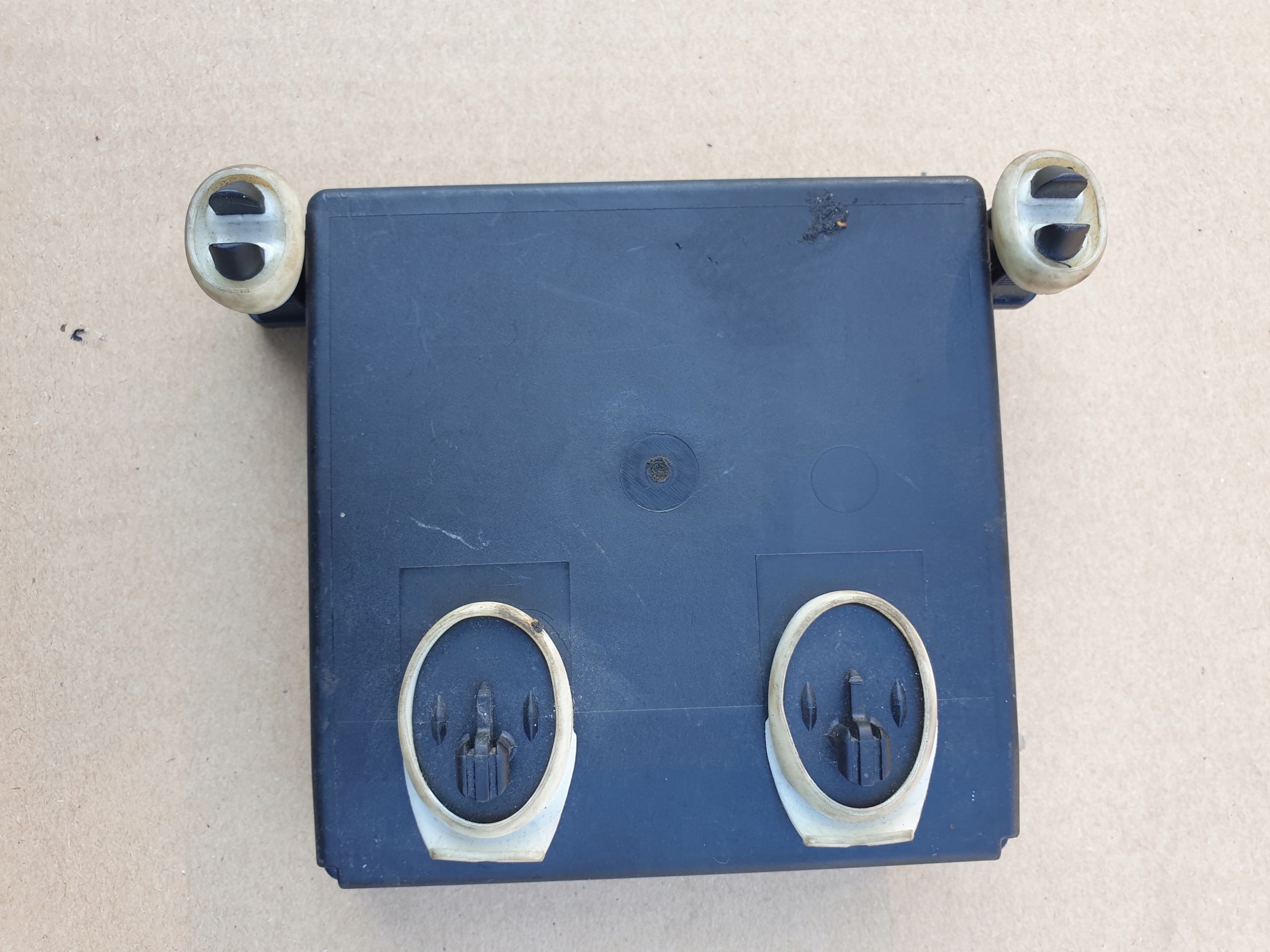 module control unit door right rear MERCEDES E W211 OE EUROPA 2118201626