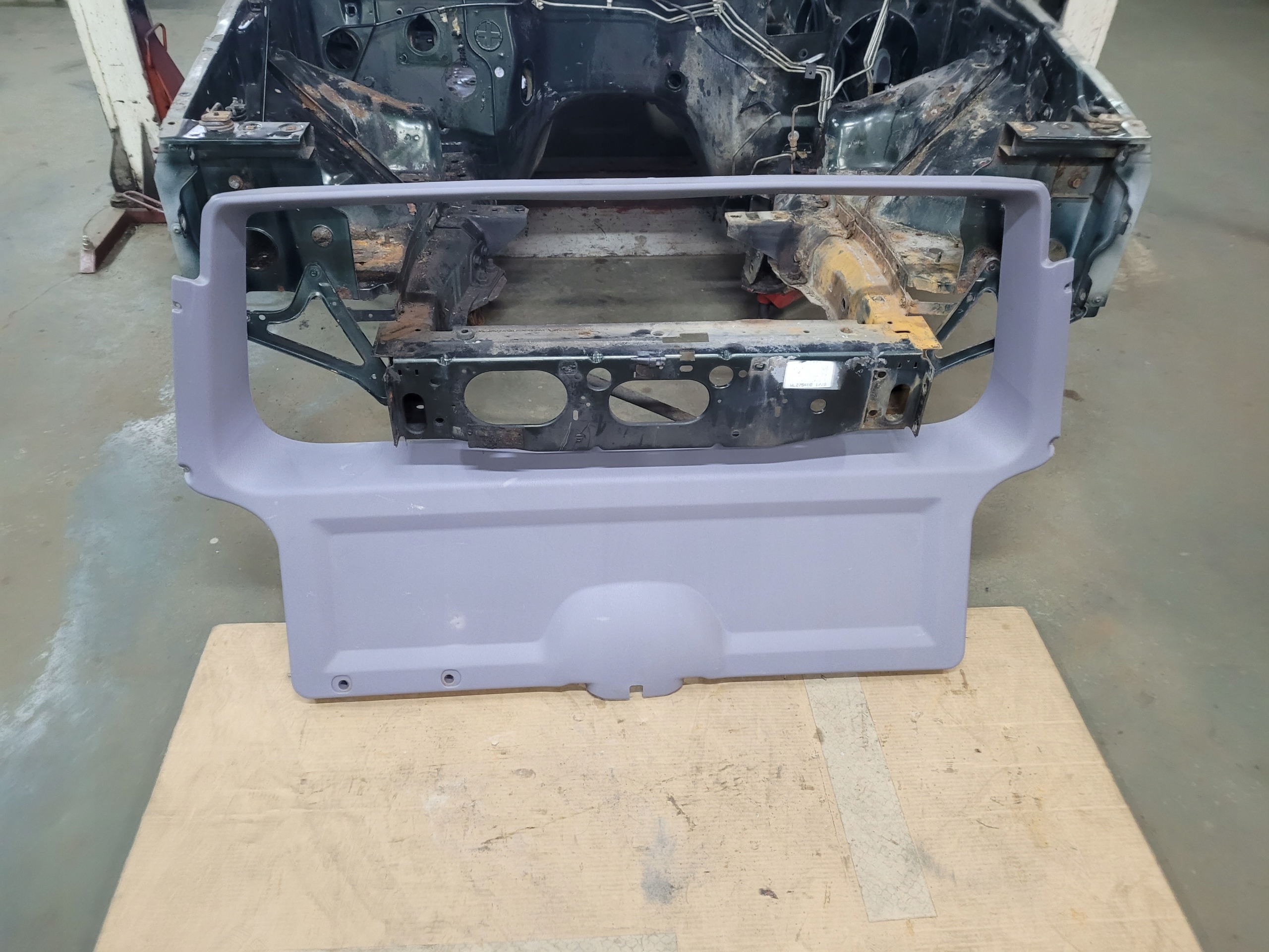 Jeep Cherokee XJ 97-01 tapicerka tylnej klapy