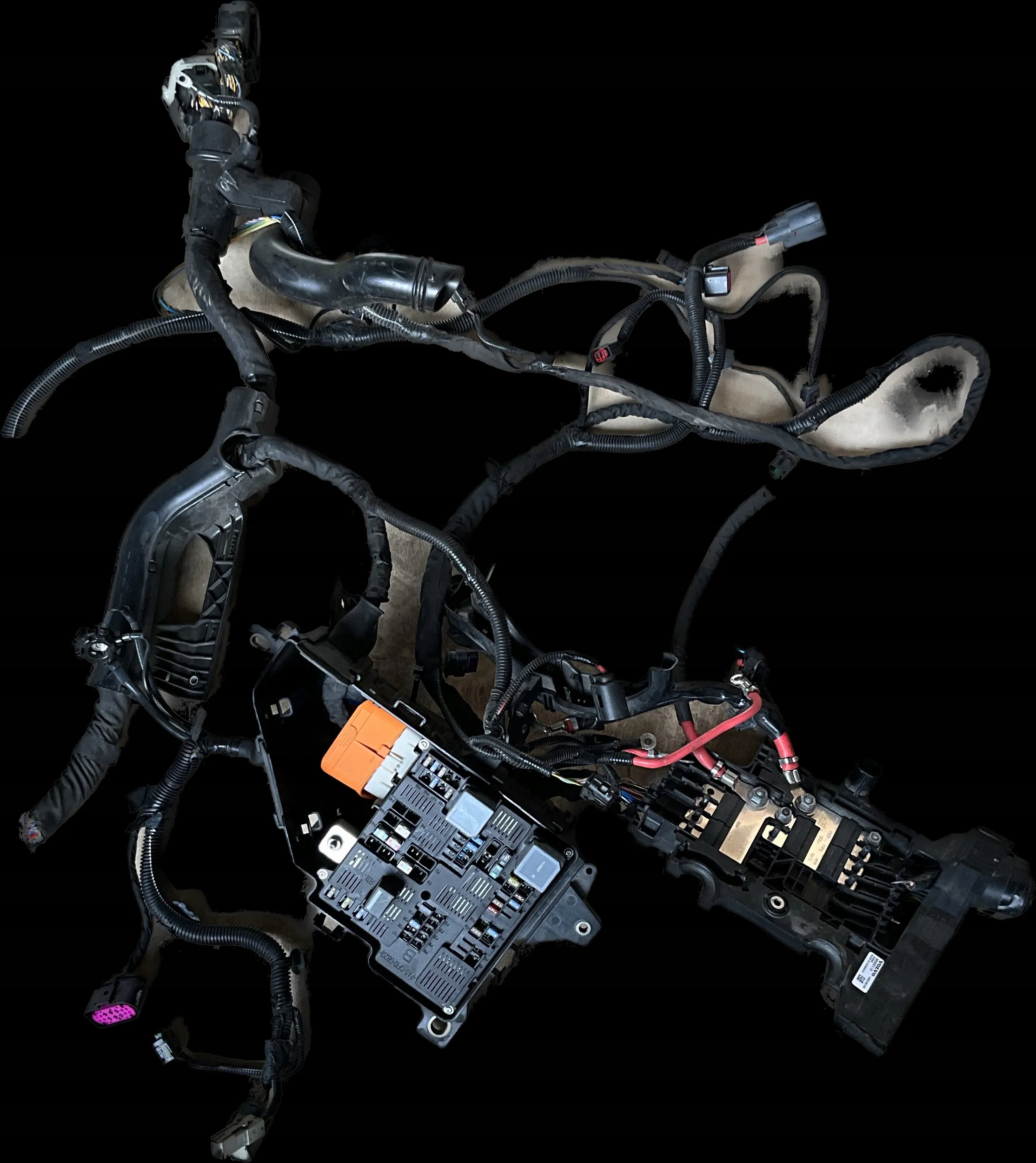 04042018 - Volvo XC90 T5 установка блок предохранителей