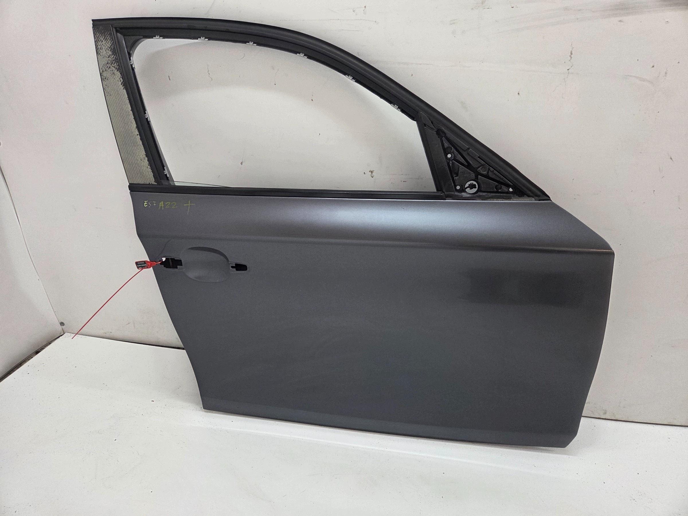 dveře pravé přední BMW E87 SPARKLING GRAPHITE A22/7