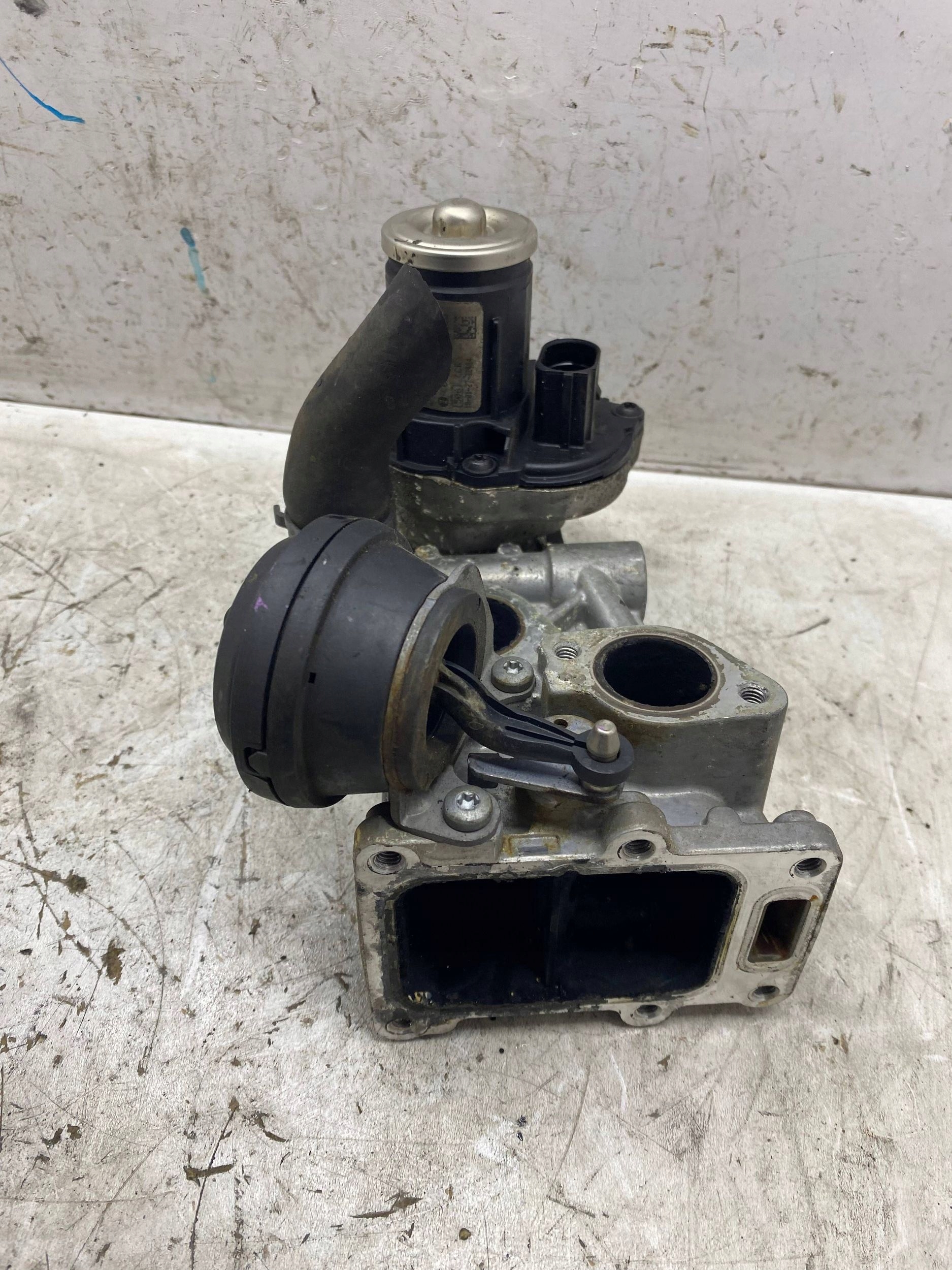 EGR valve 11725509 VW GOLF 1.6 TDI