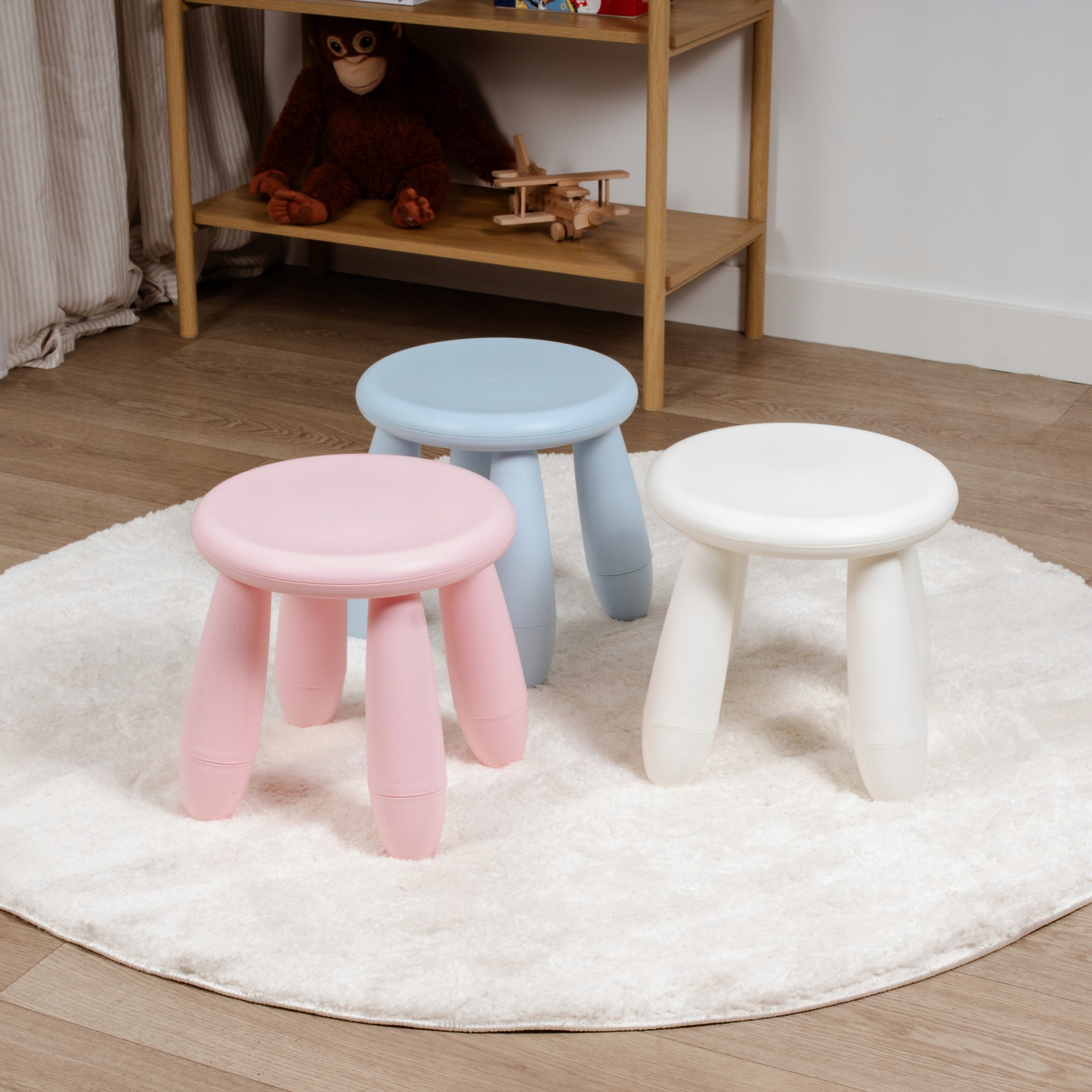 KRZESEŁKO DLA DZIECI KRZESŁO DZIECIĘCE PLASTIKOWE STOŁEK niebieski STABILNY Szerokość siedziska 30 cm