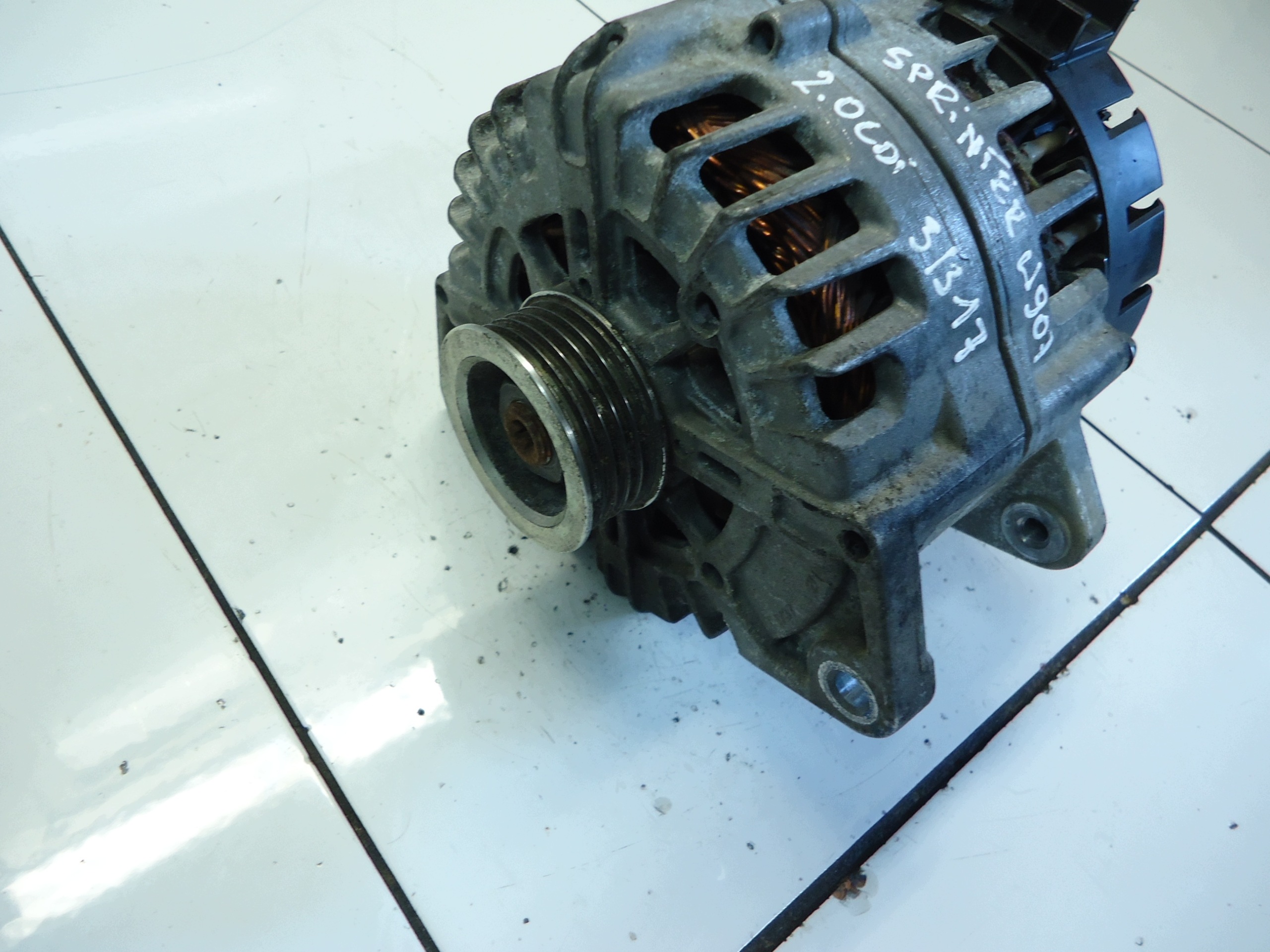 MERCEDES E W213 2.0CDI 654 ALTERNATOR A0009068302