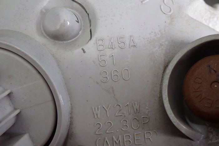 MAZDA 3 13-17 indicator left
