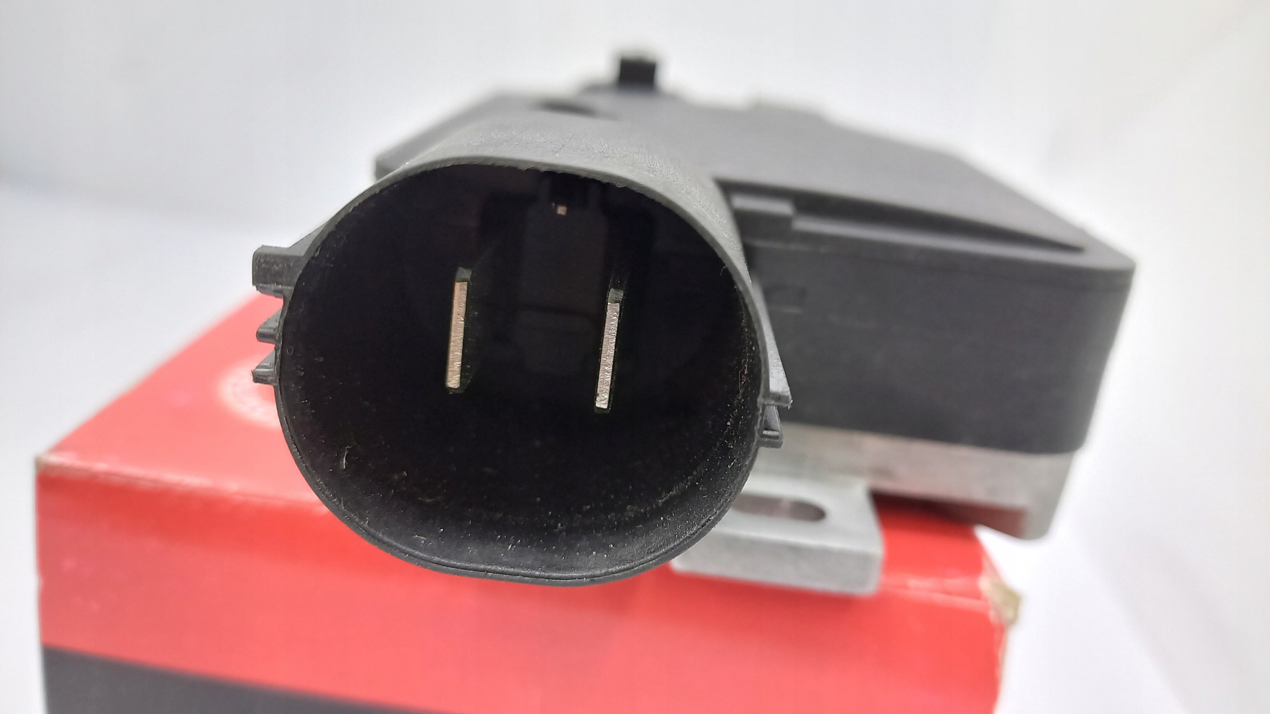 STEROWNIK WENTYLATORA FORD FOCUS II MONDEO IV XC90 Producent części Metzger