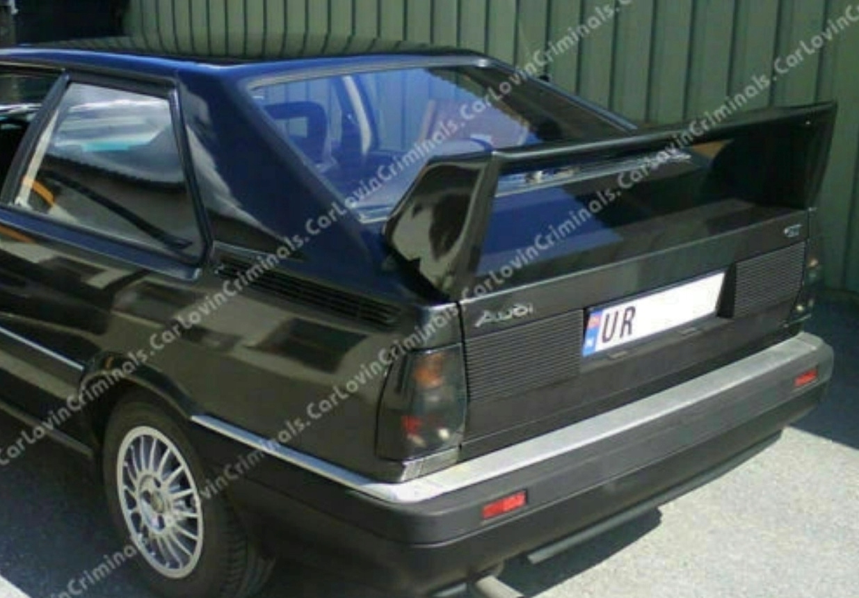 SPOILER TYLNY AUDI UR QUATTRO SPOILER NA KLAPE NOWY PODKŁAD Stan opakowania oryginalne