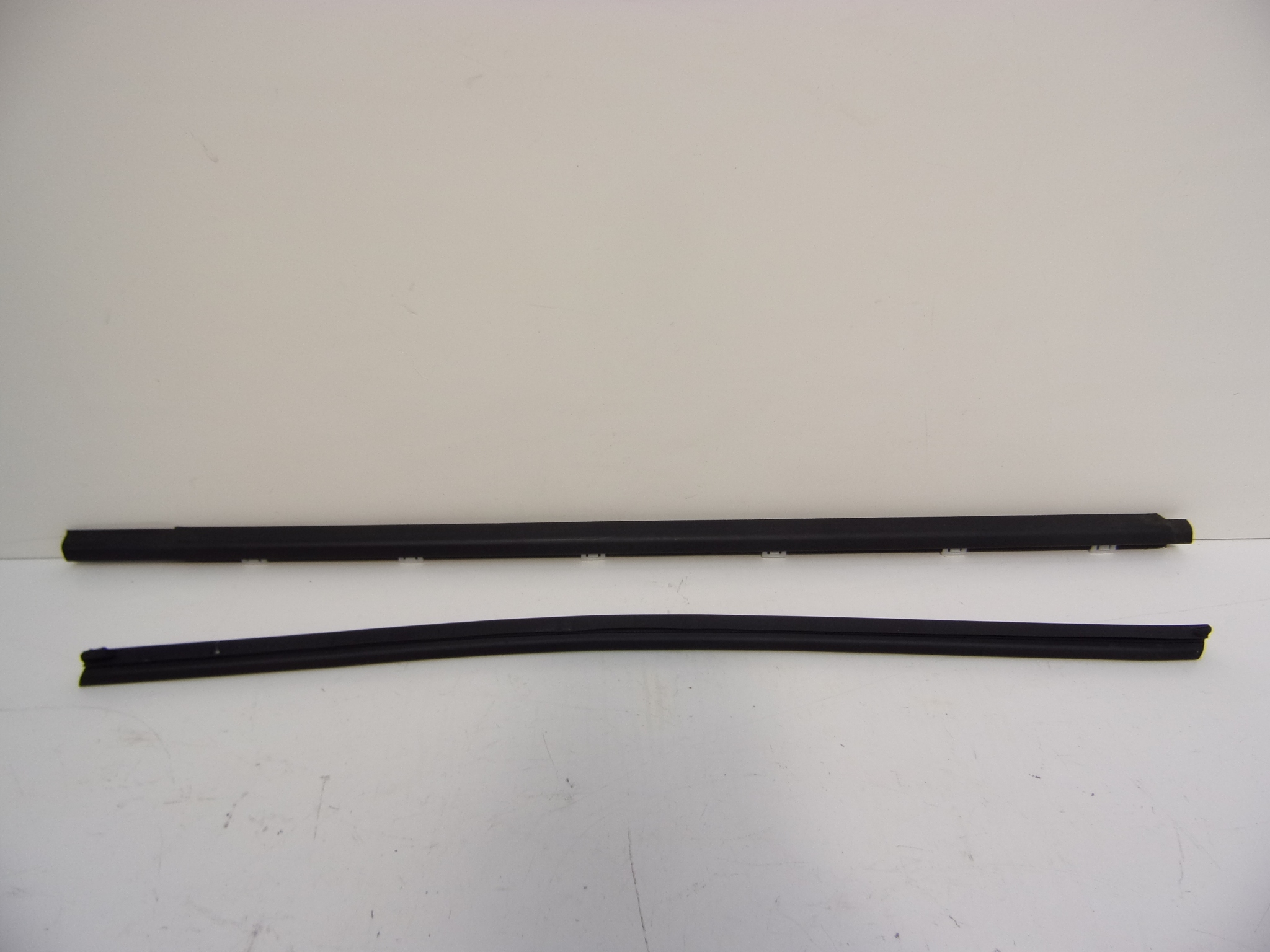 KIA RIO IV 17-ПЕРЕДНИЙ ПРАВЫЙ СКРЕБОК