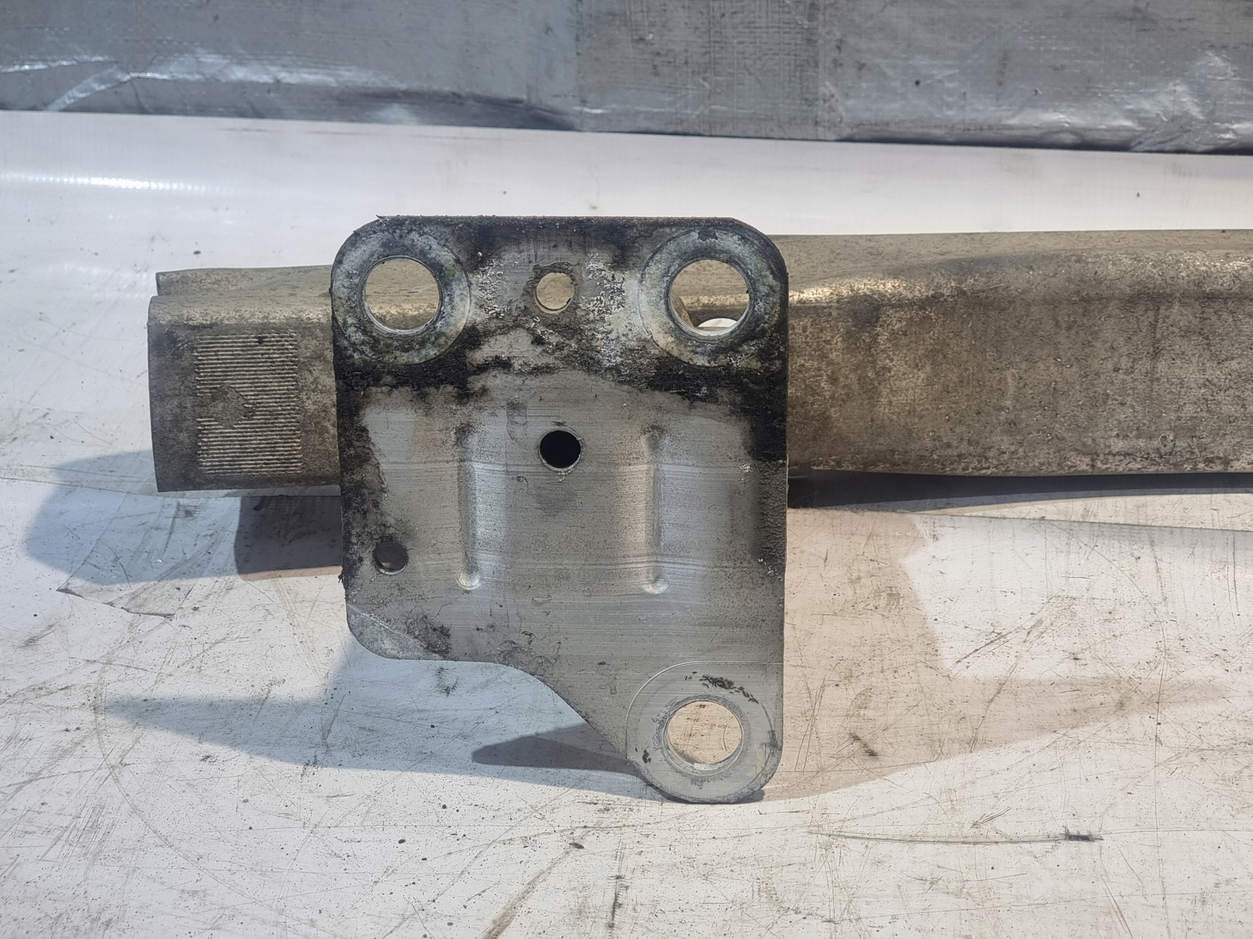 bumper support front RENAULT SCENIC II 1.9 DCI 05r