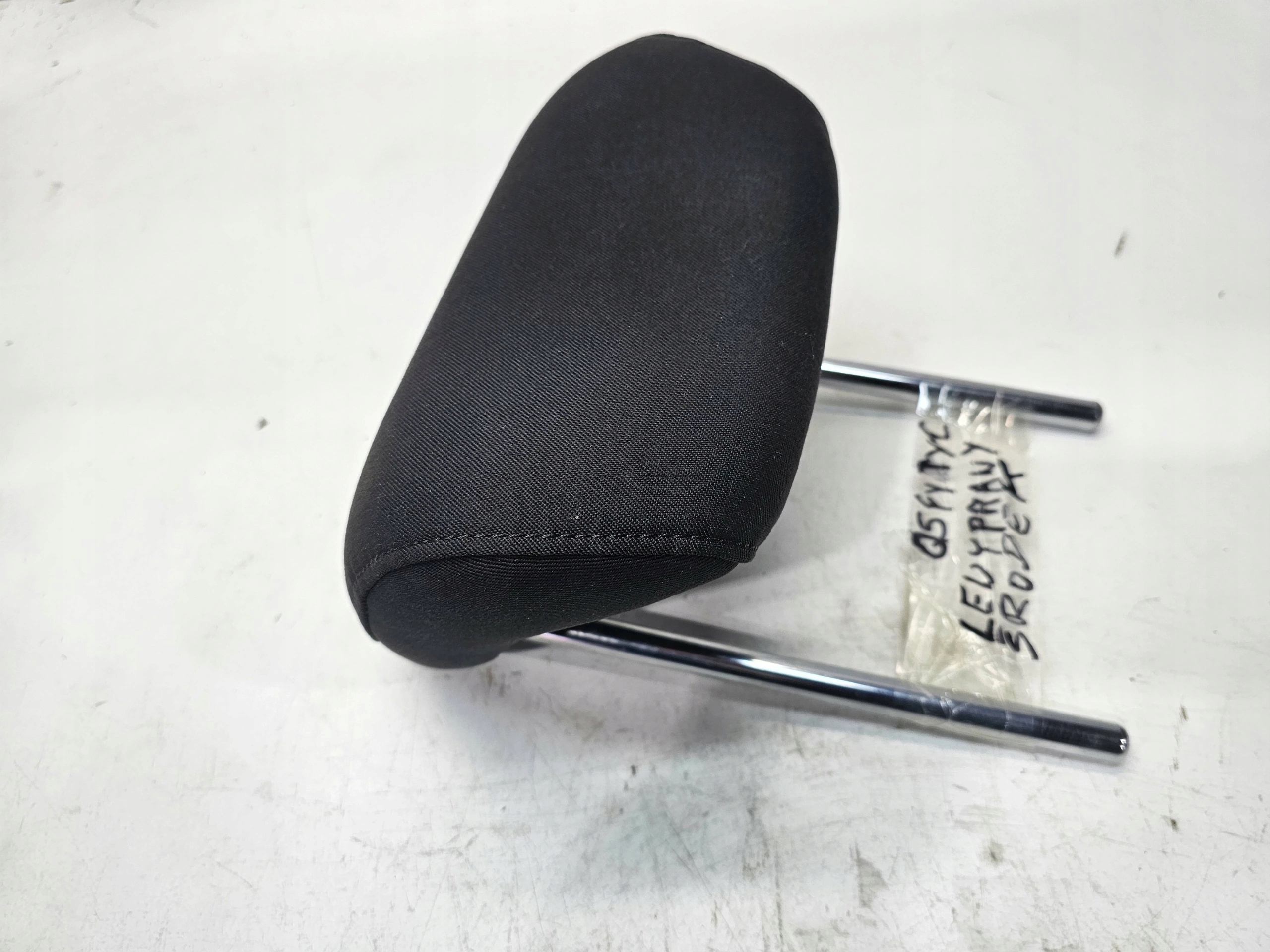 rest seat left right central rear part AUDI Q5 FY WELUR 80A