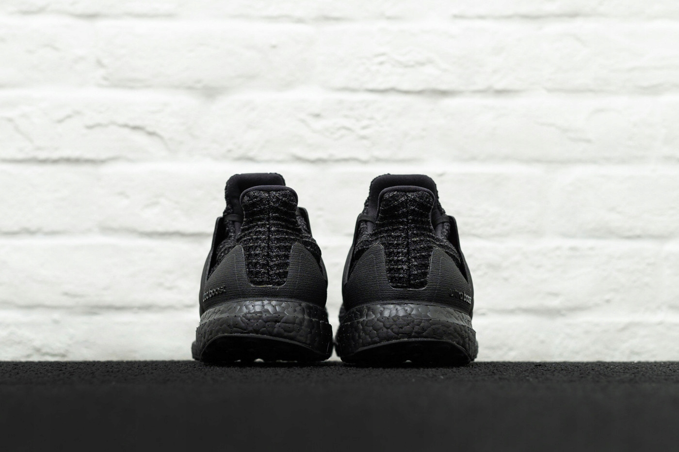 ADIDAS ULTRABOOST Marka adidas