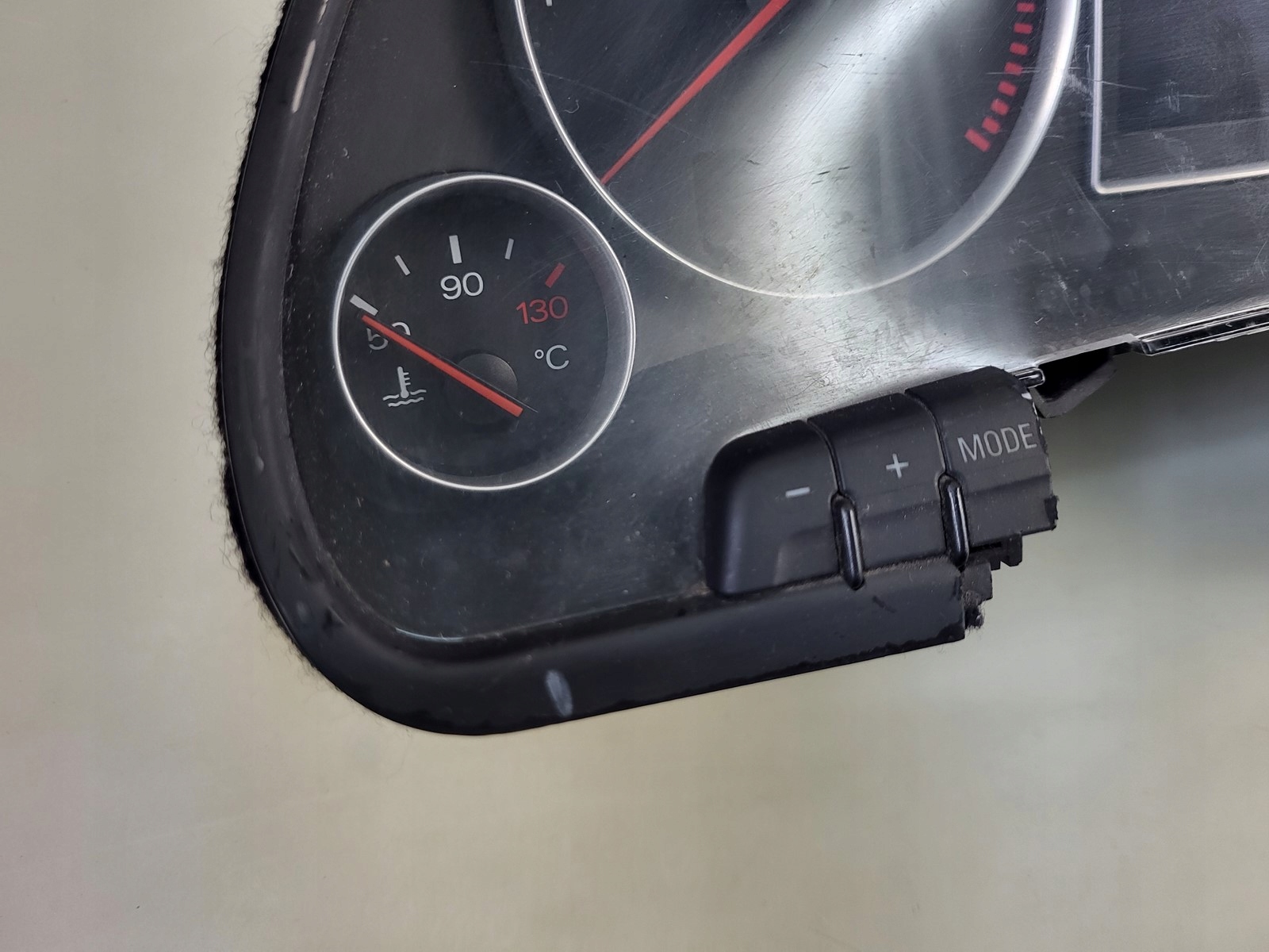 dials dials predkosciomierz AUDI A4 B6 2.5 TDI 8E0920900K