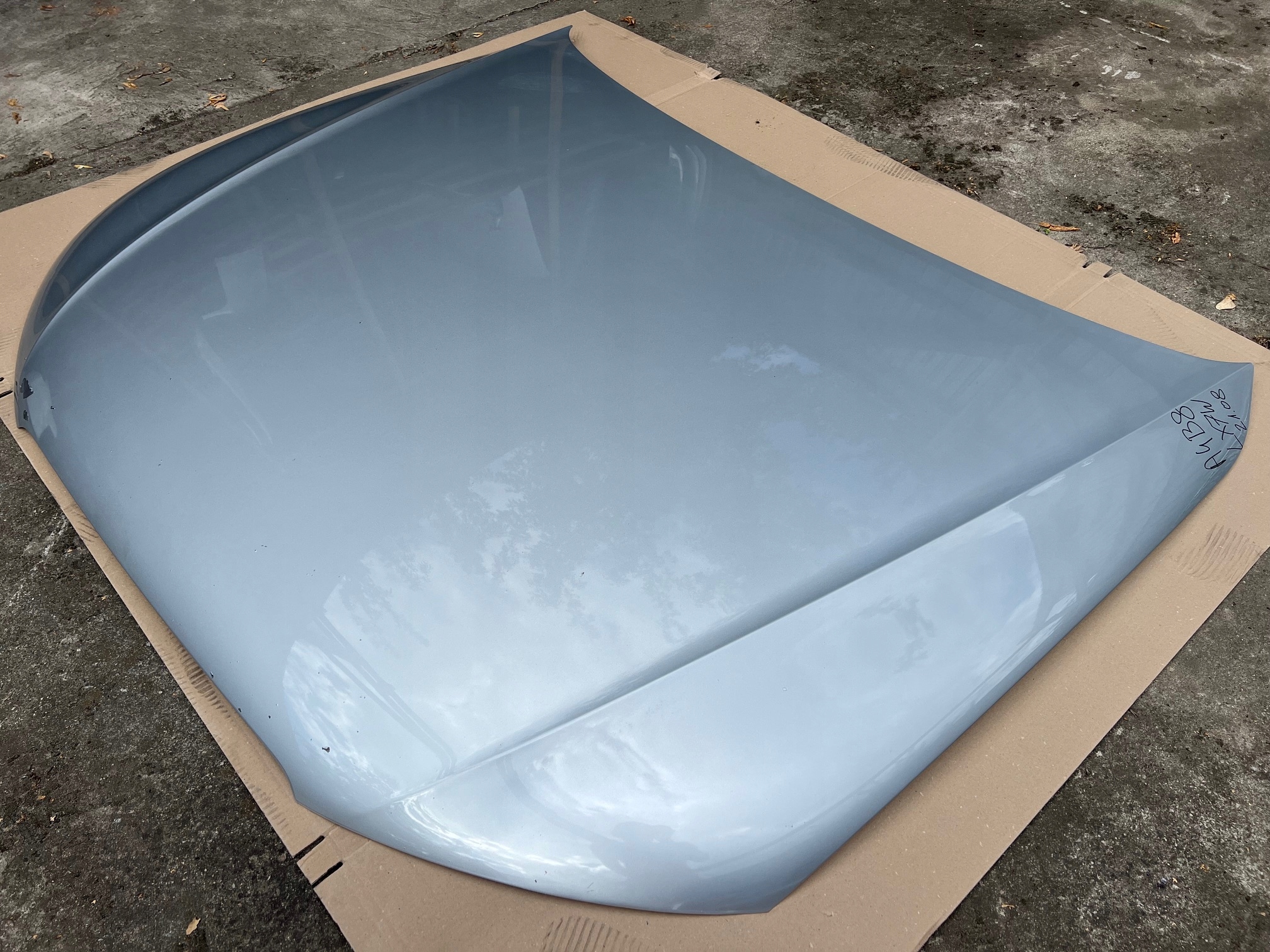 AUDI A4 B8 LIFT bonnet front LX7W SREBRNA