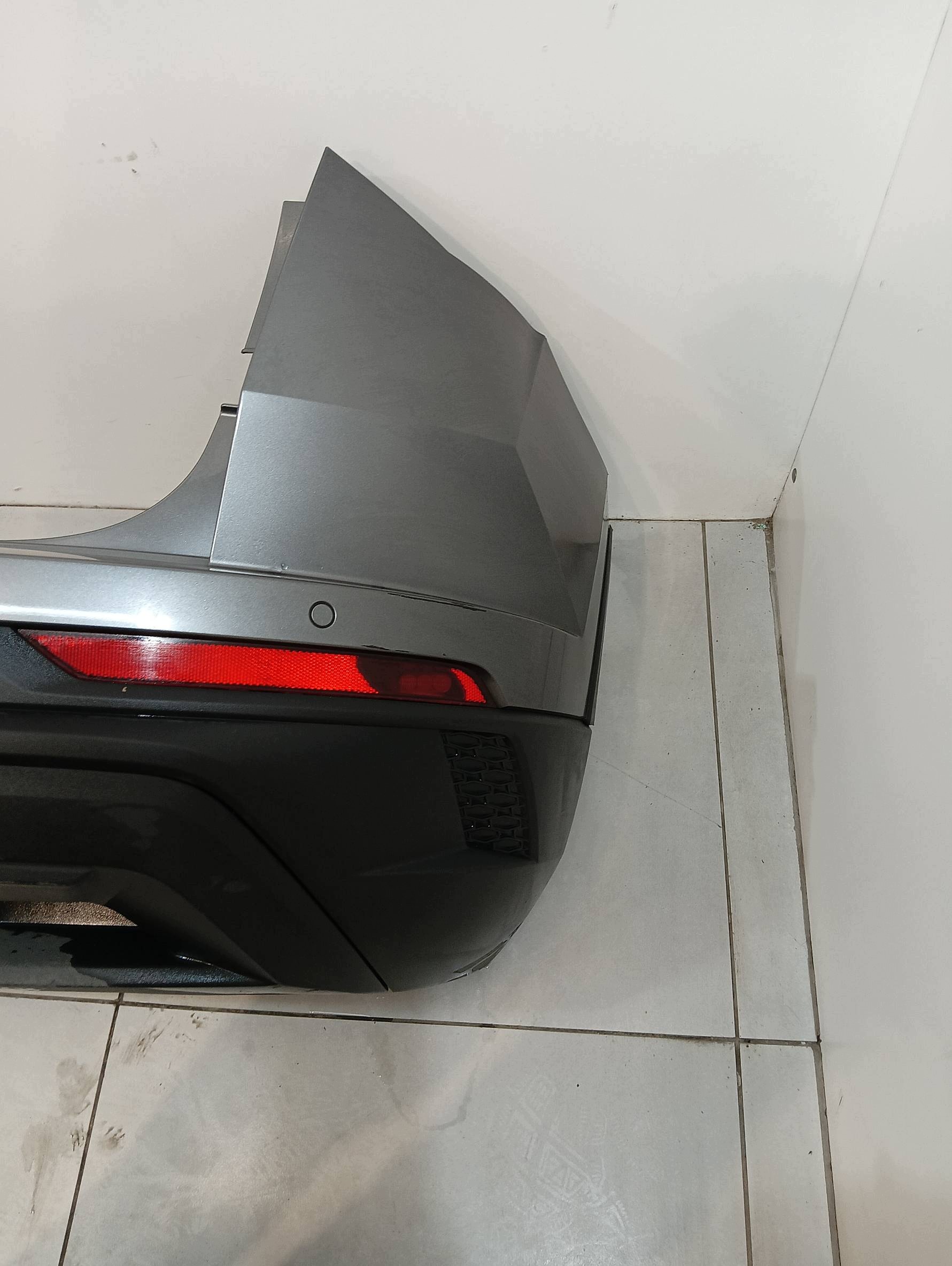 Paraurti posteriore PDC grigio LIFT Skoda Karoq e (2017-)