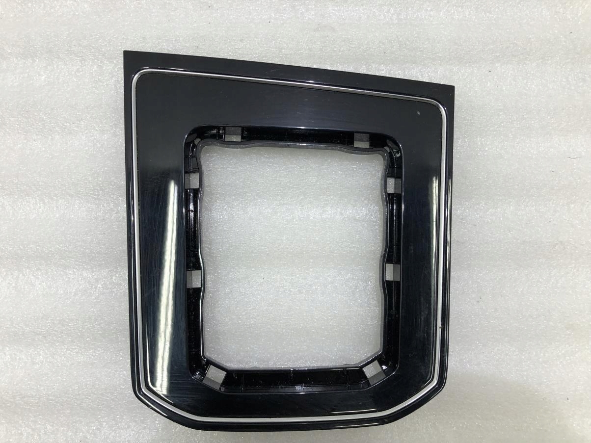 RAMKA ZMIANY BIEGÓW 5TB711113C VW TOURAN III