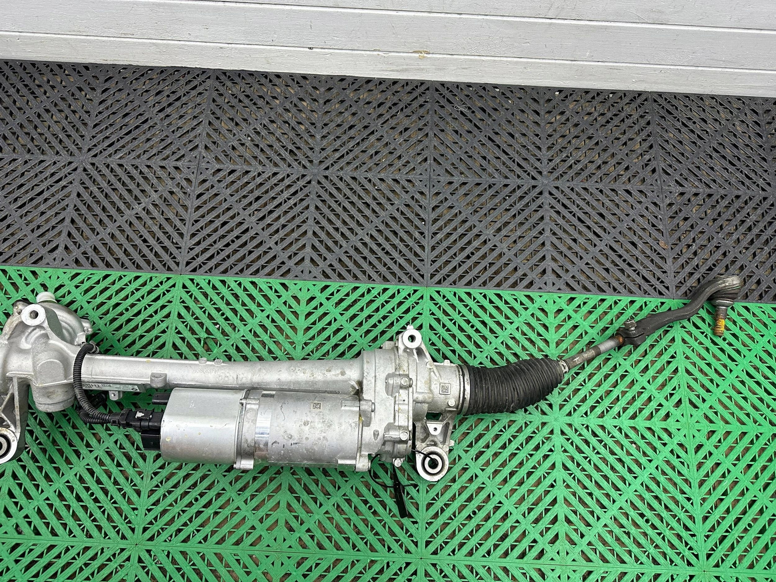 Boîter direction BMW 7 G70 TH 5B35874