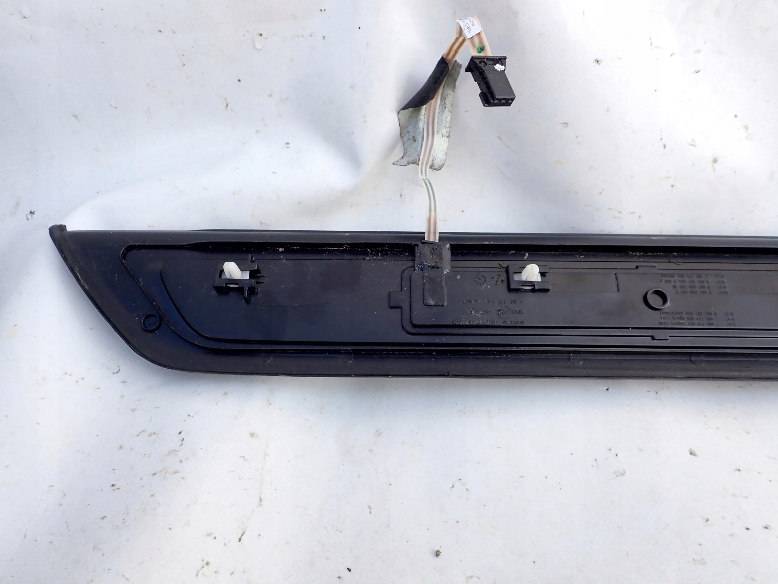 BMW 5 G30 G31 HYBRID cap for threshold left front