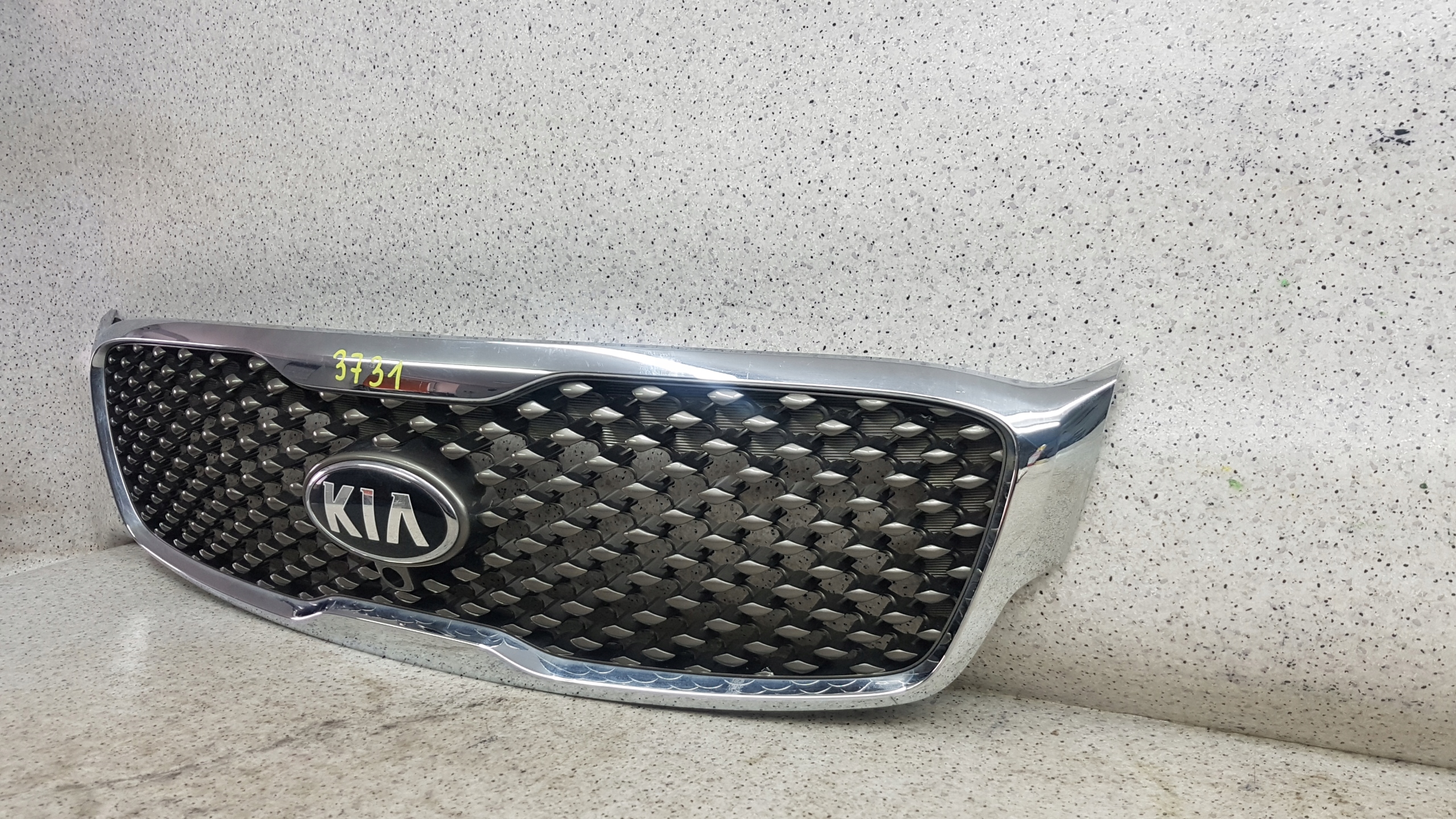 KIA SORENTO 3 III 2016 - KAMERA front PREKLADgrill bumper front 3731