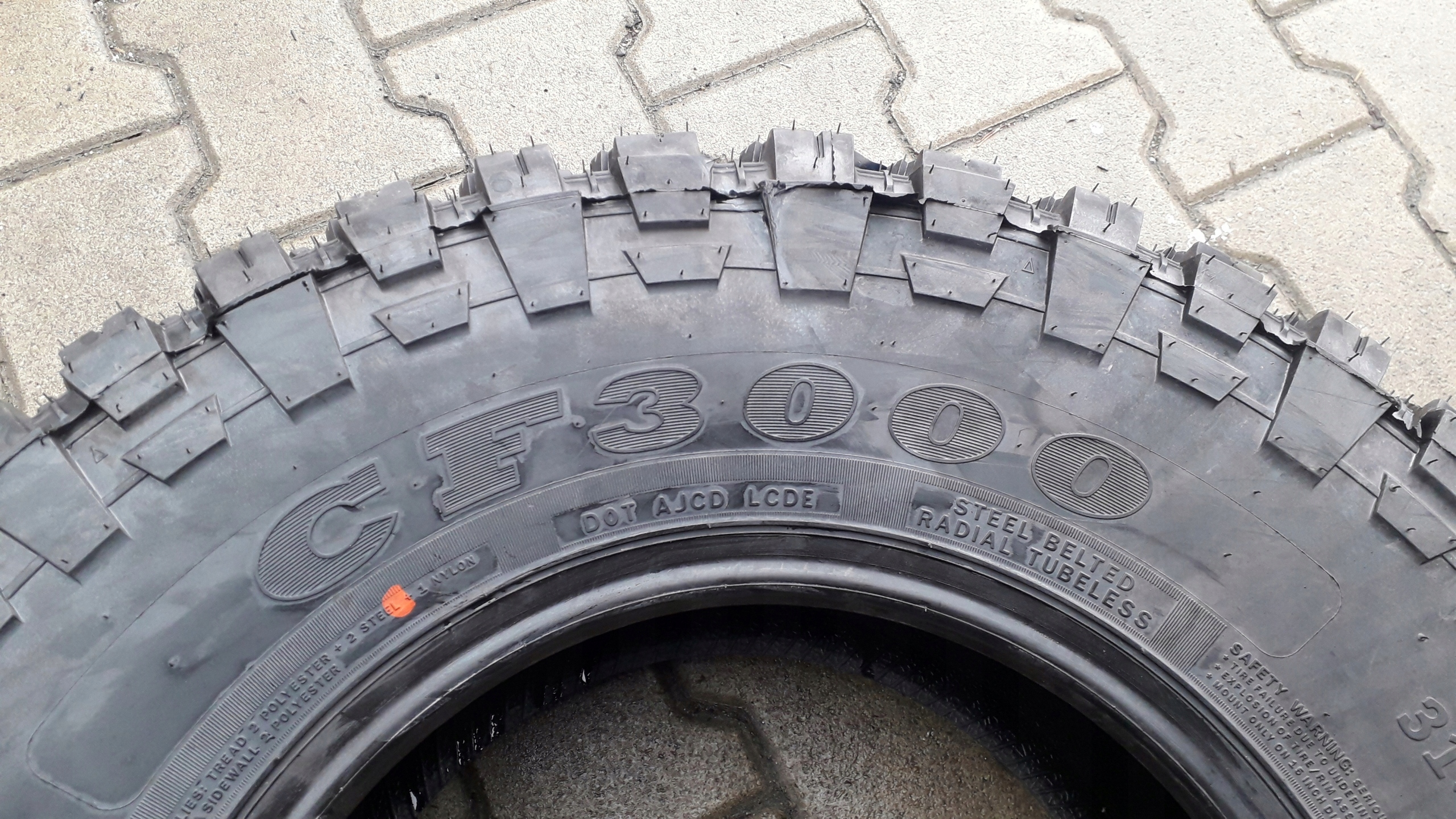 OPONY 31x10.50R15 COMFORSER CF3000 CAŁOROCZNE POR 3PMSF MT Klasa pozostałe marki