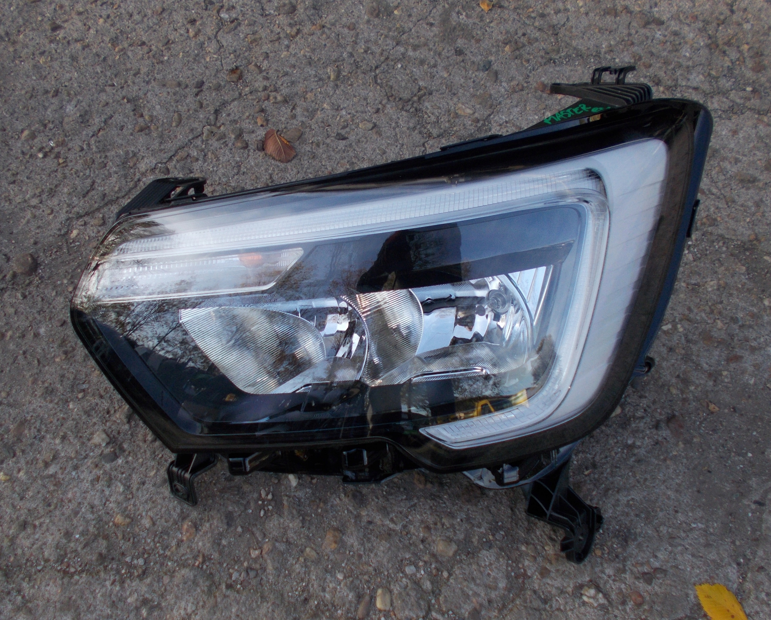 RENAULT MASTER III LIFT light left front 260607867R EUROPA CALA