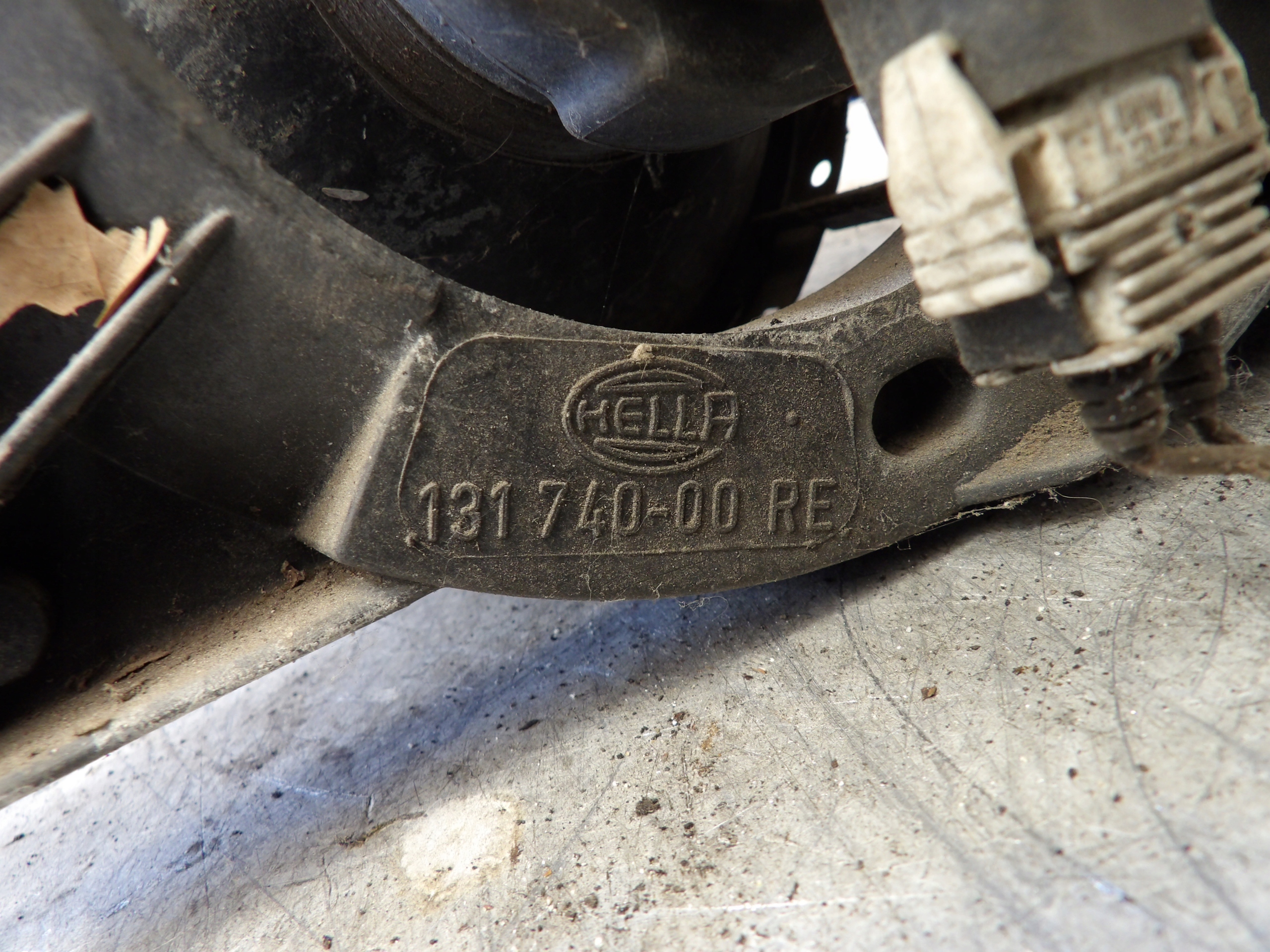 BMW E34 light front right 131740-00 RE