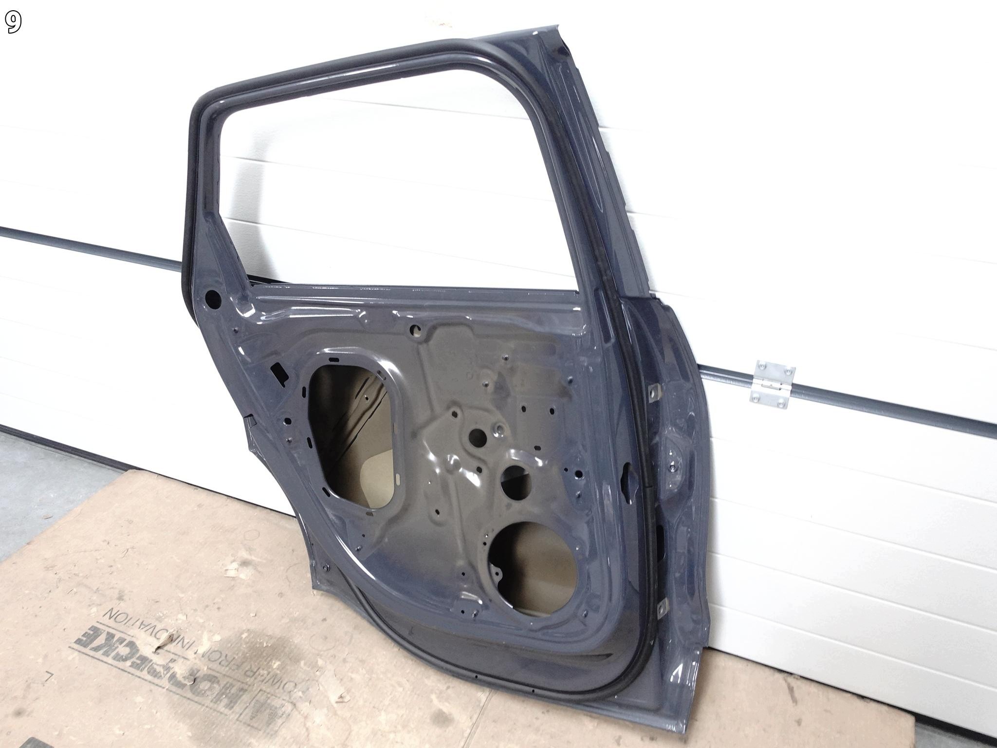 AUDI A6 S6 S-LINE E-TRON AVANT 85F 85E 24- door moulding left rear part