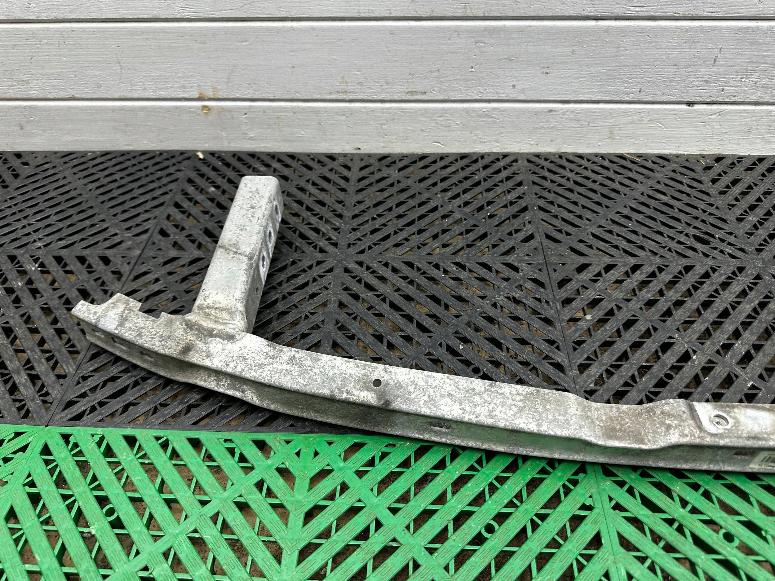 TRAVERSA paraurti Anteriore BMW 5 G30 G31 7418224