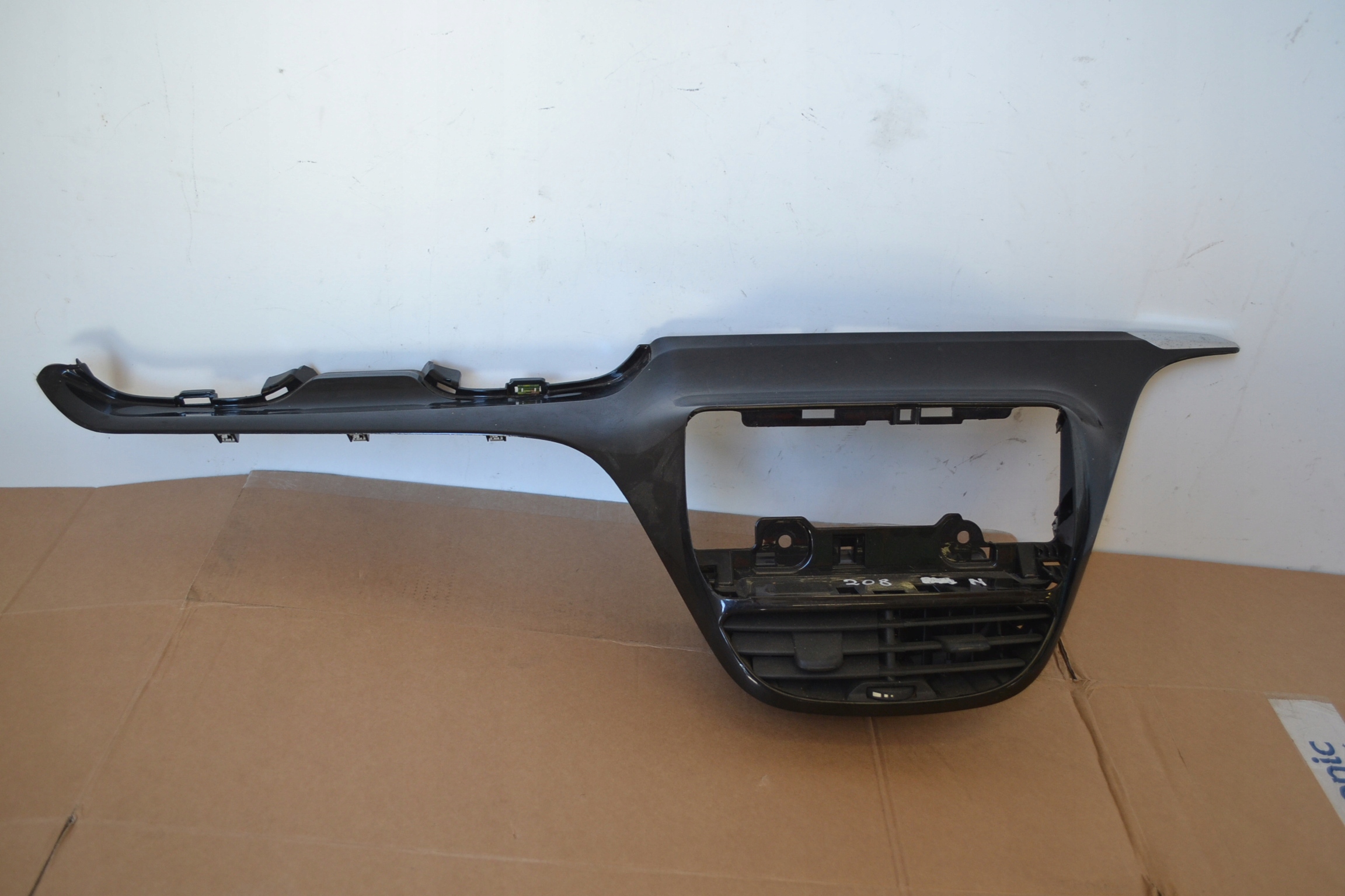 PEUGEOT 208 DEKOR Console DECOR 9673330077
