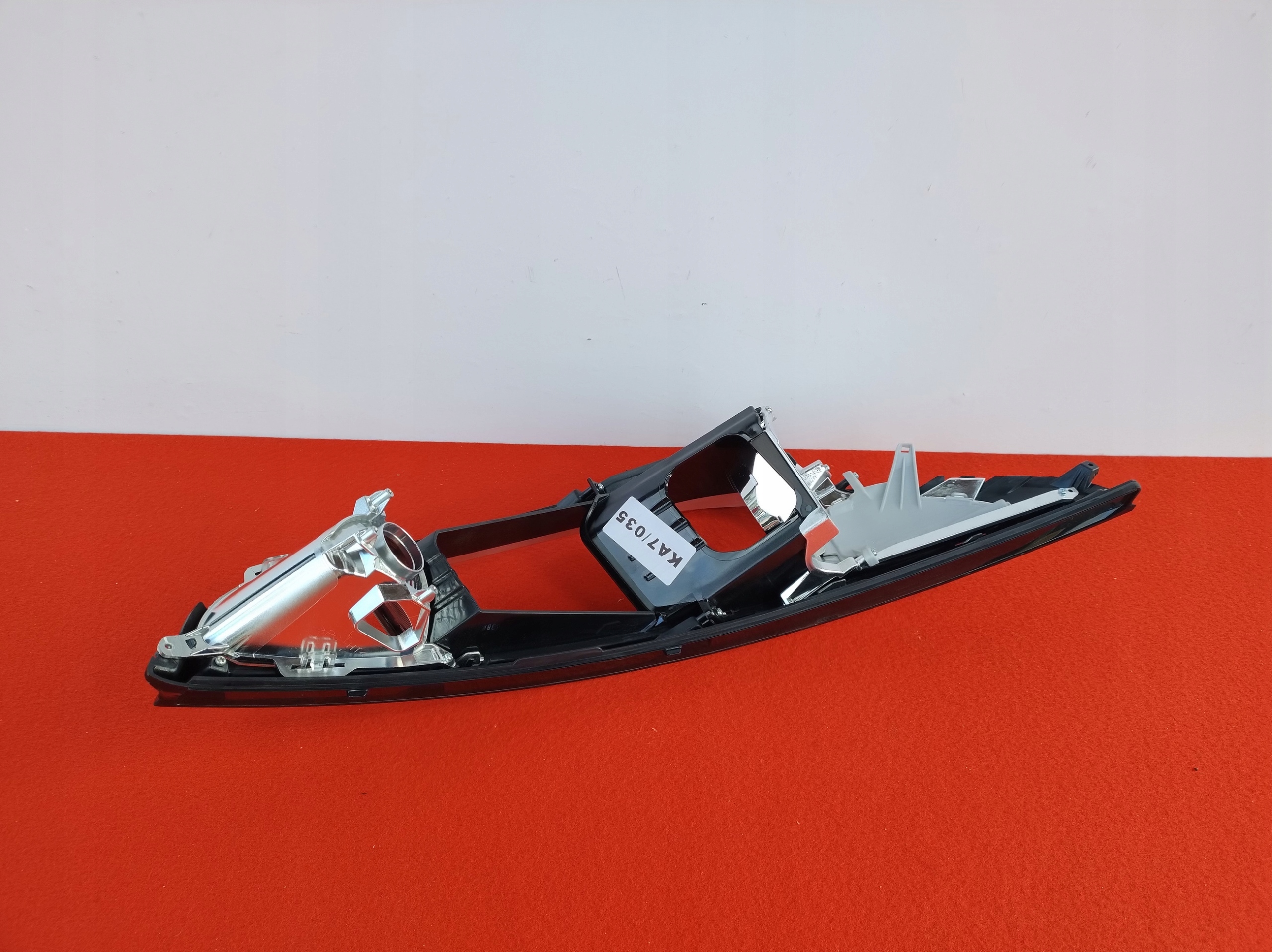HYUNDAI I30 3 III 17-21 ROK left light front WKLAD inner frame KA7/035