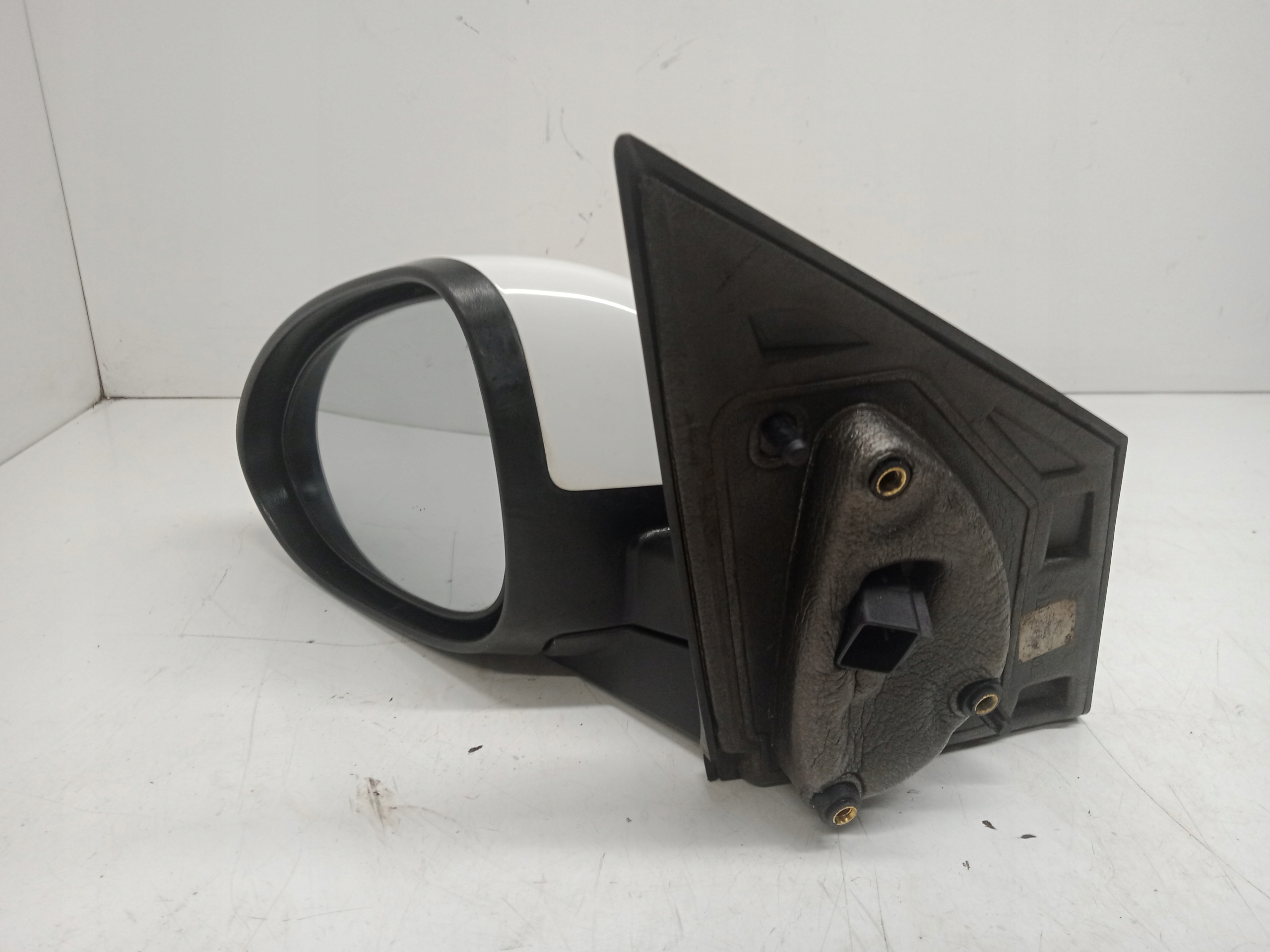 CHEVROLET AVEO T300 mirror right 5-PIN 2011